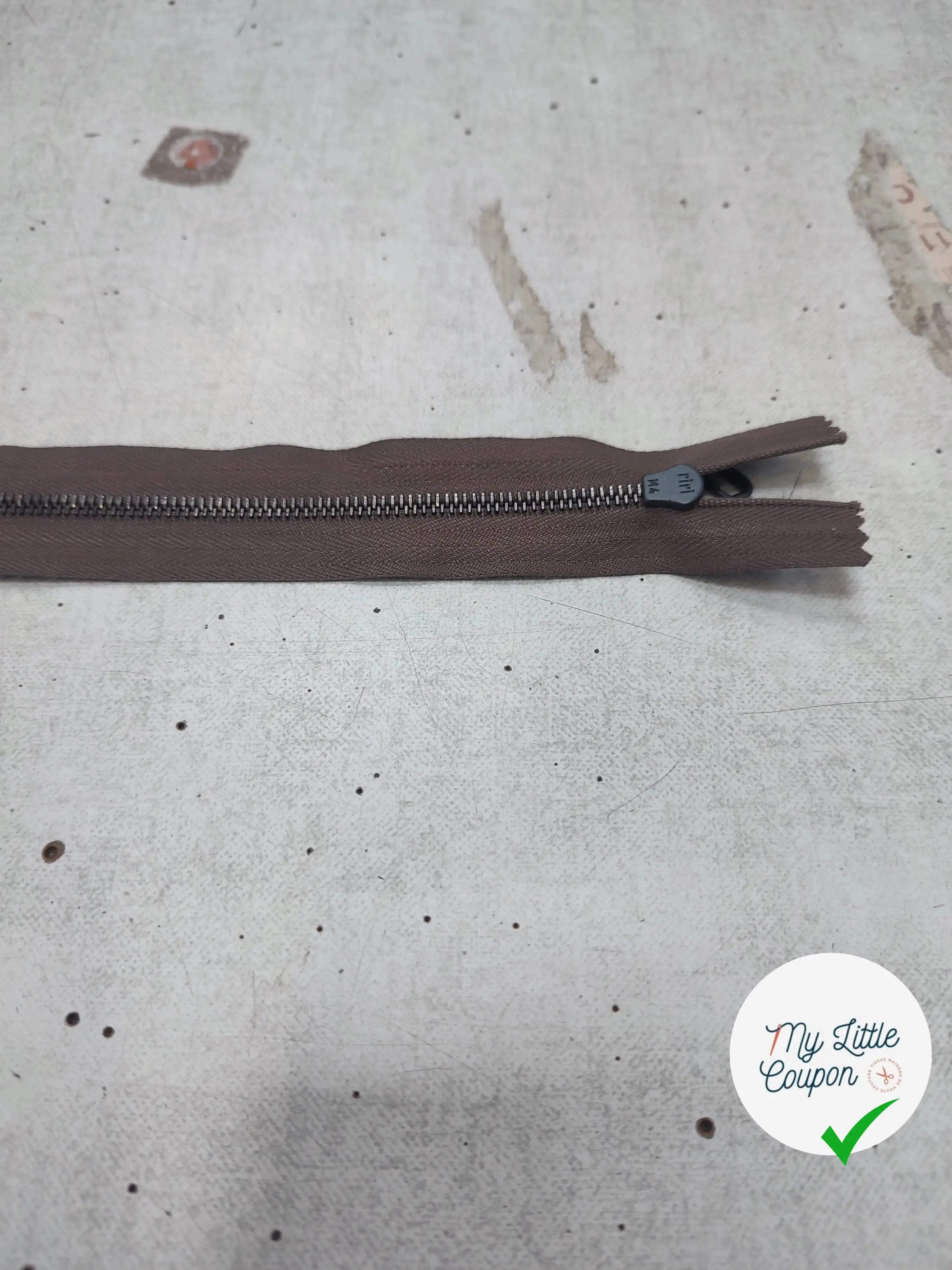 FERMETURE RIRI PLASTIQUE NON SÉPARABLE RÉVERSIBLE 50CM NOIR - My Little Coupon