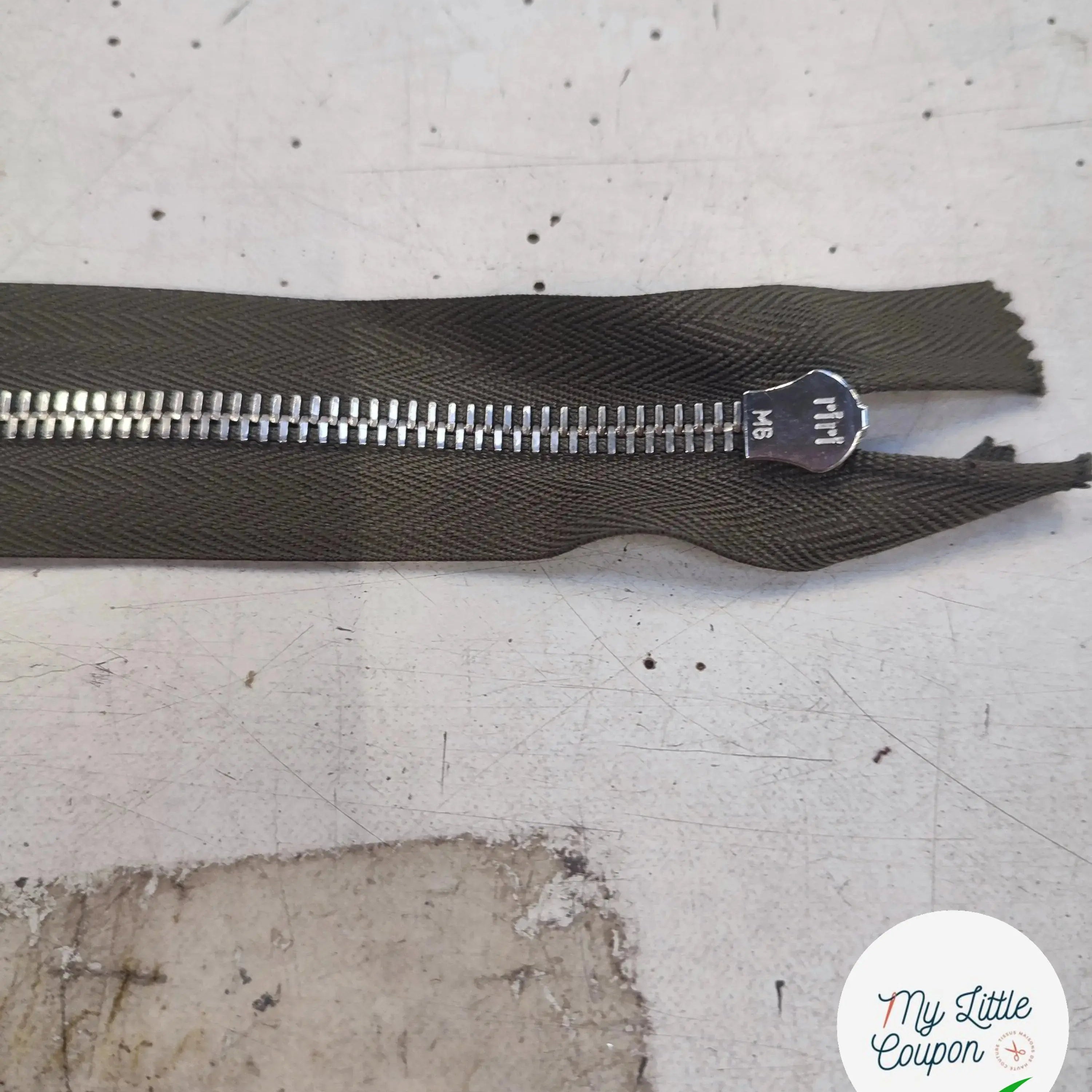 FERMETURE RIRI METAL SÉPARABLE 70CM VERT KAKI M6 - My Little Coupon