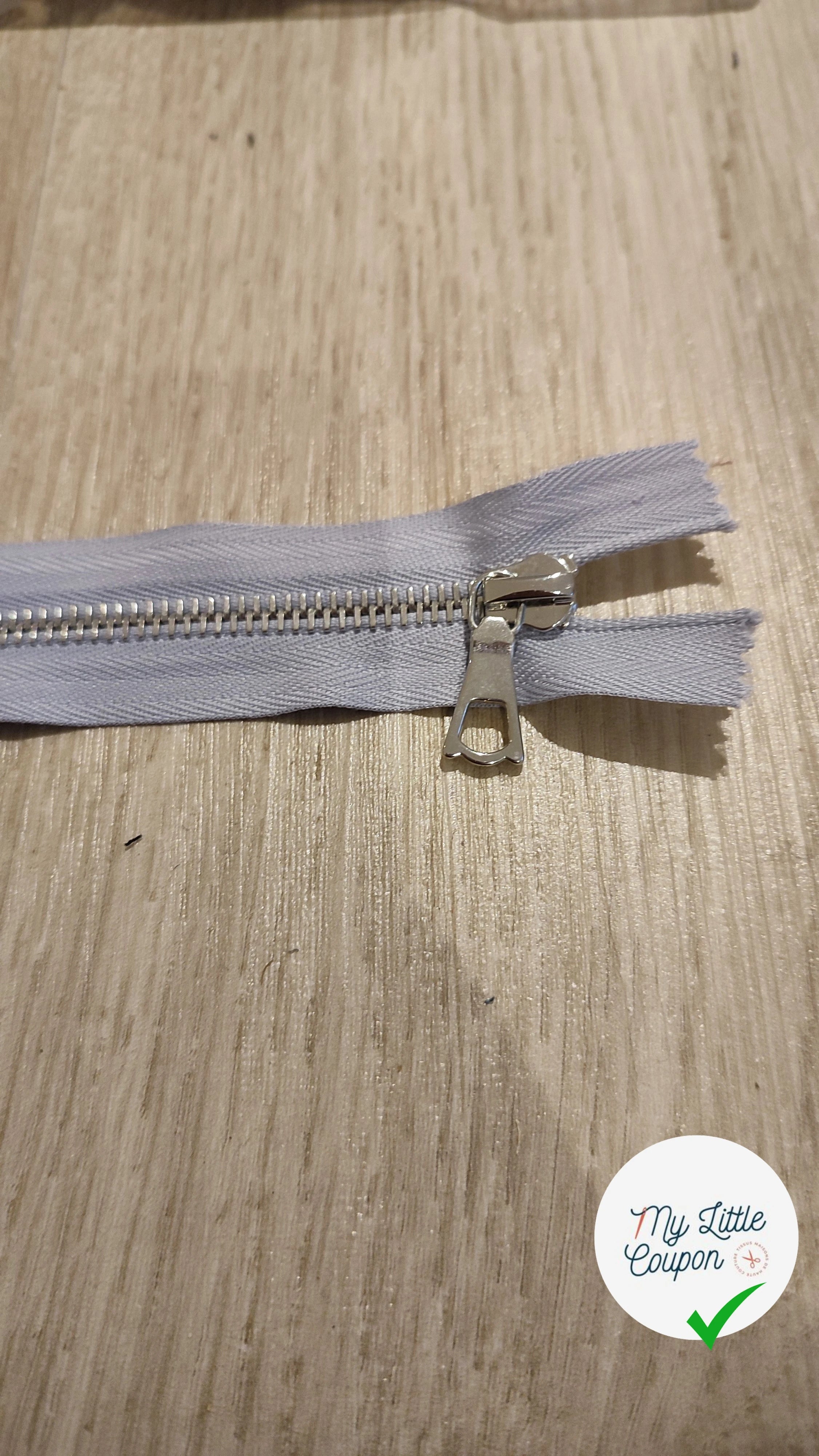 FERMETURE RIRI METAL NON SÉPARABLE 20CM MAUVE PÂLE M6 - My Little Coupon