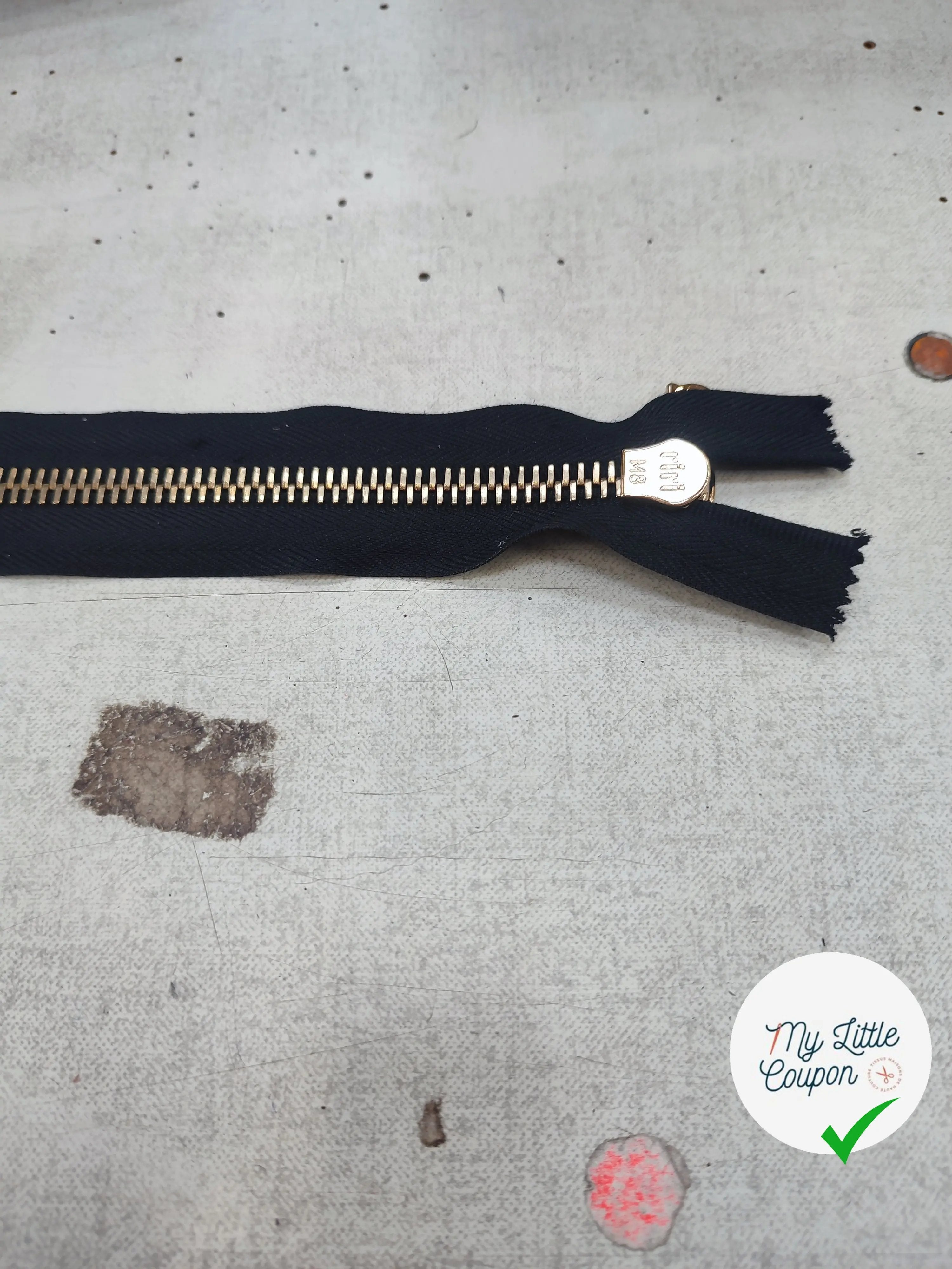 FERMETURE RIRI METAL NON SÉPARABLE 20CM NOIR M8 - My Little Coupon