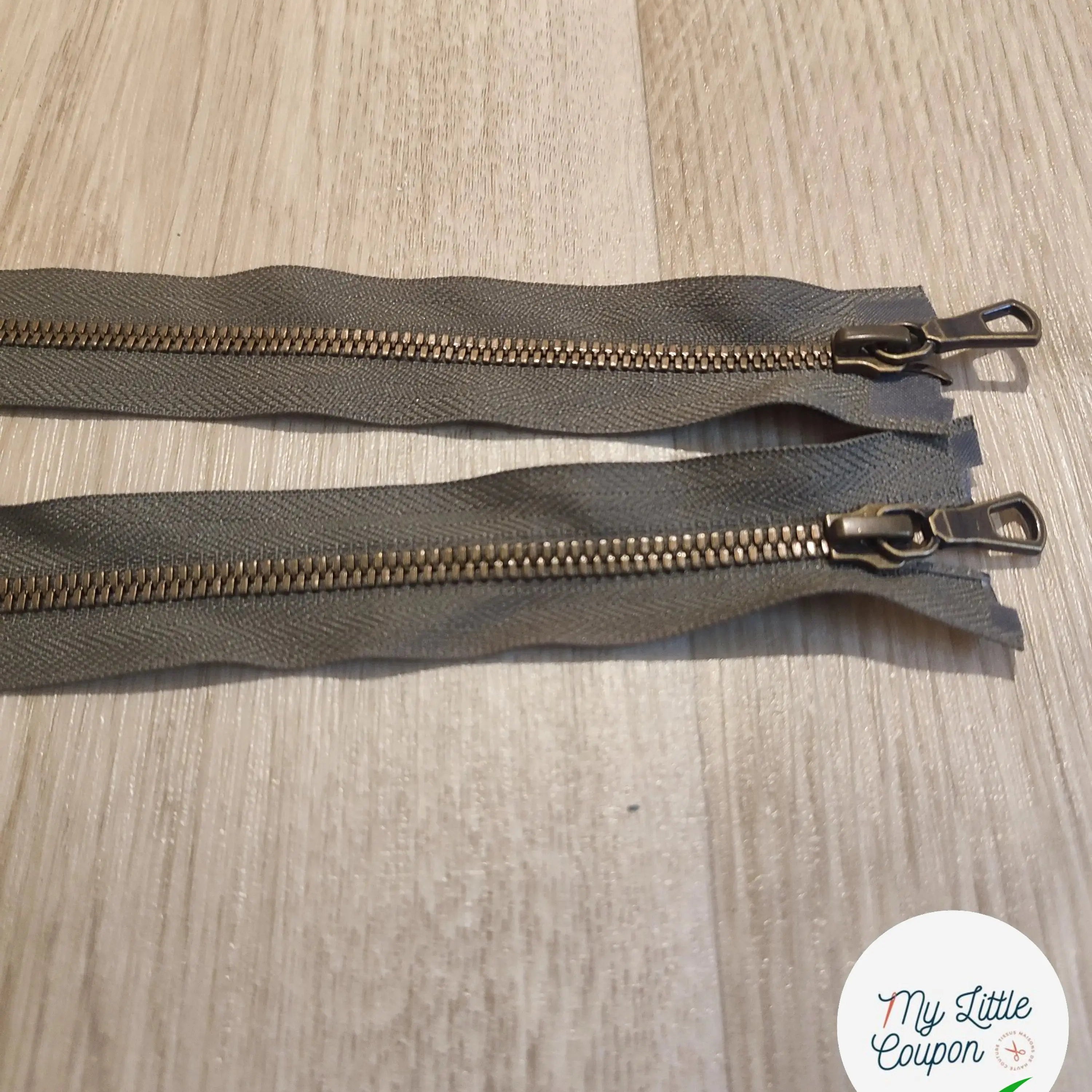 FERMETURE RIRI METAL NON SÉPARABLE DOUBLE CHEMINS 70CM VERT FONCÉ KAKI - My Little Coupon