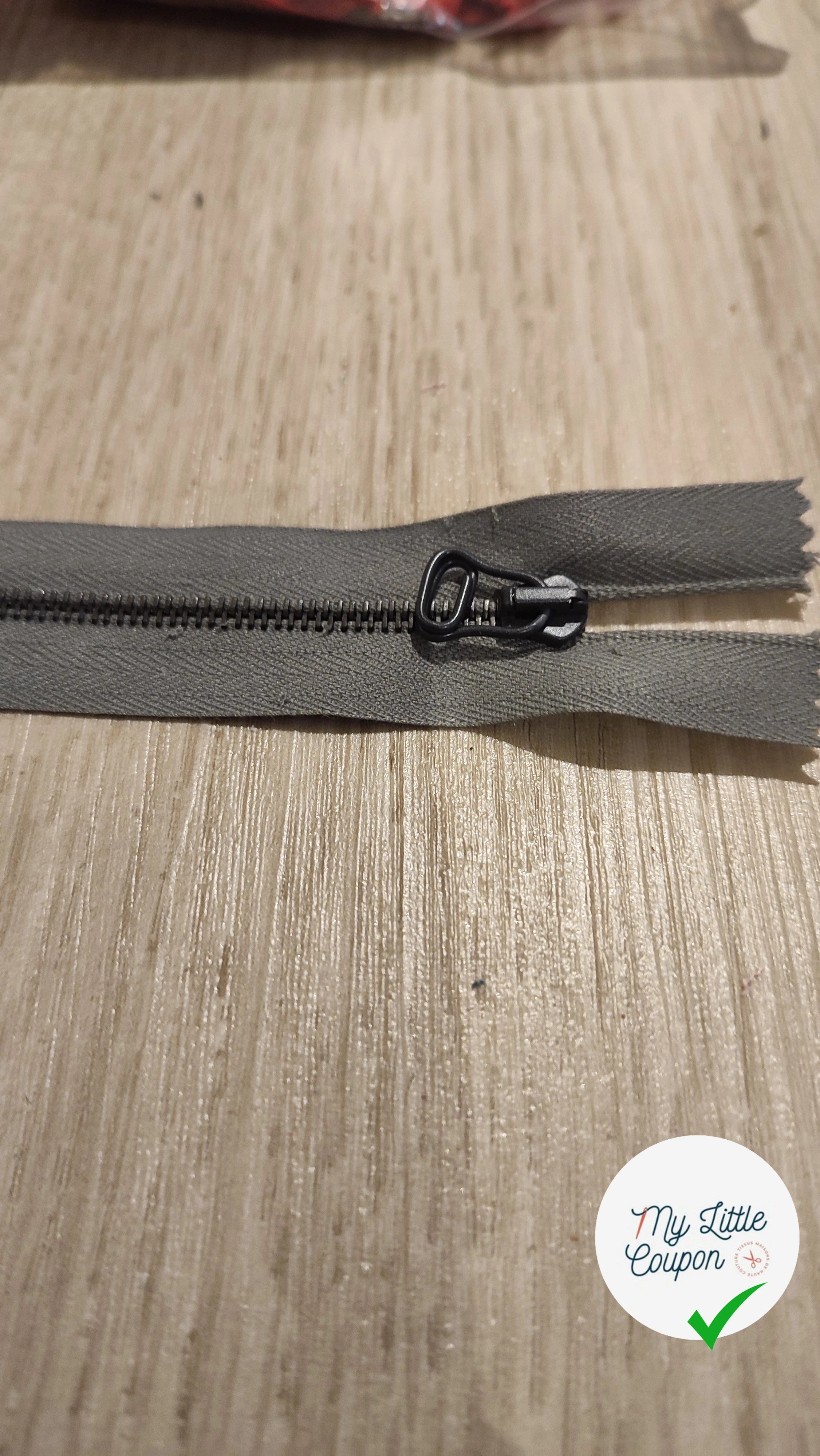 FERMETURE RIRI METAL NON SÉPARABLE 25CM GRIS M4 - My Little Coupon
