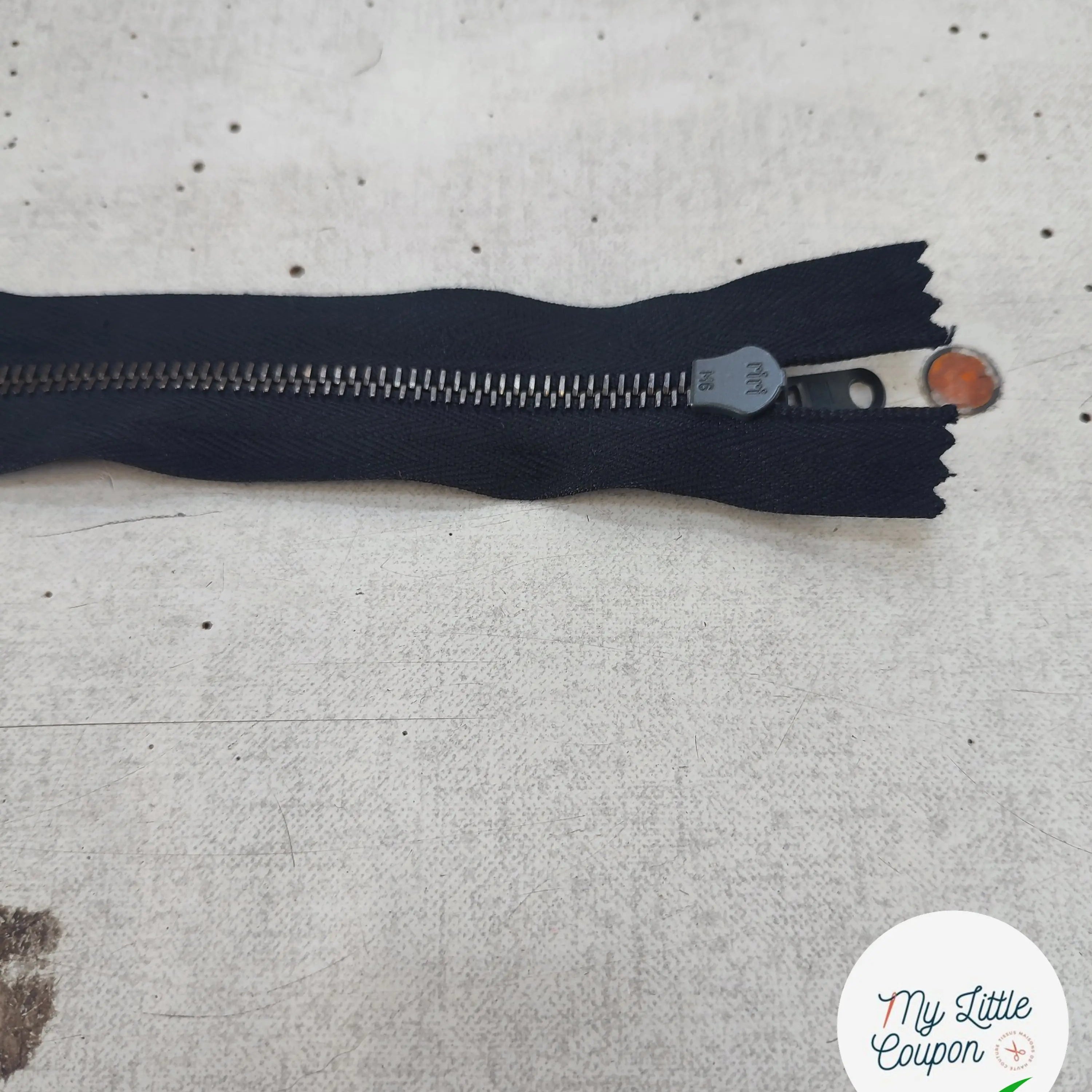FERMETURE RIRI METAL NON SÉPARABLE 25CM NOIR M6 - My Little Coupon