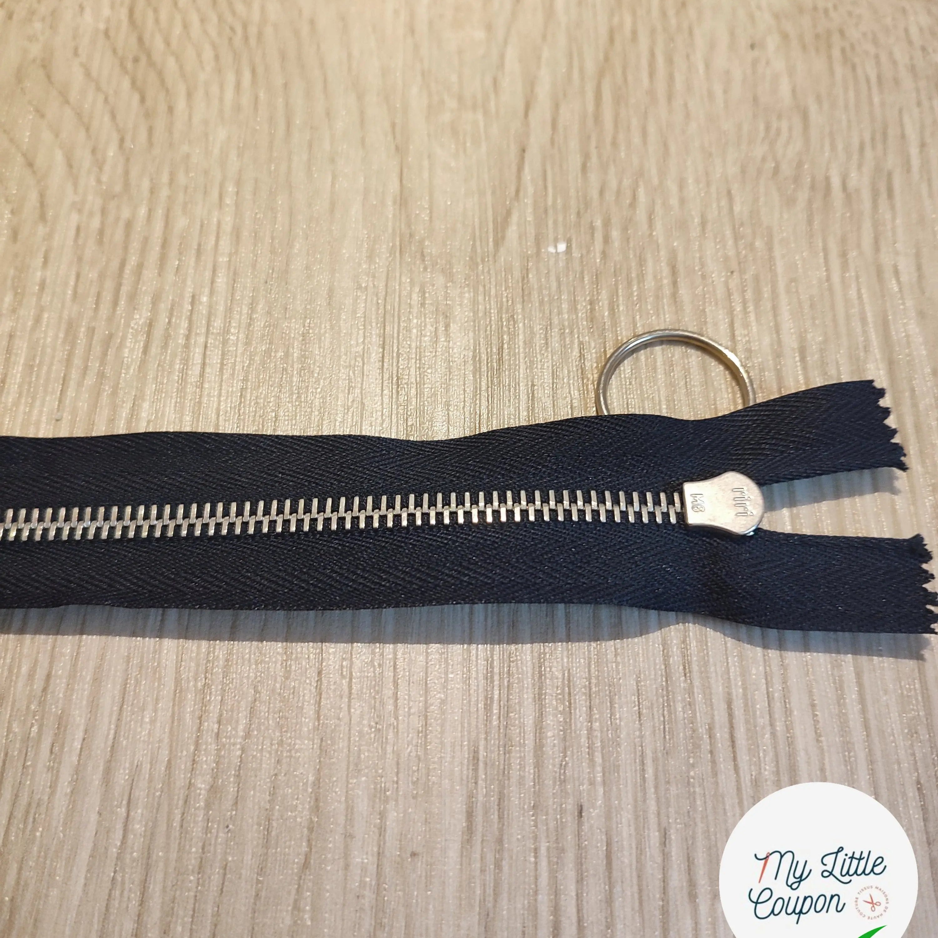FERMETURE RIRI METAL NON SÉPARABLE 30CM NOIR M6 - My Little Coupon