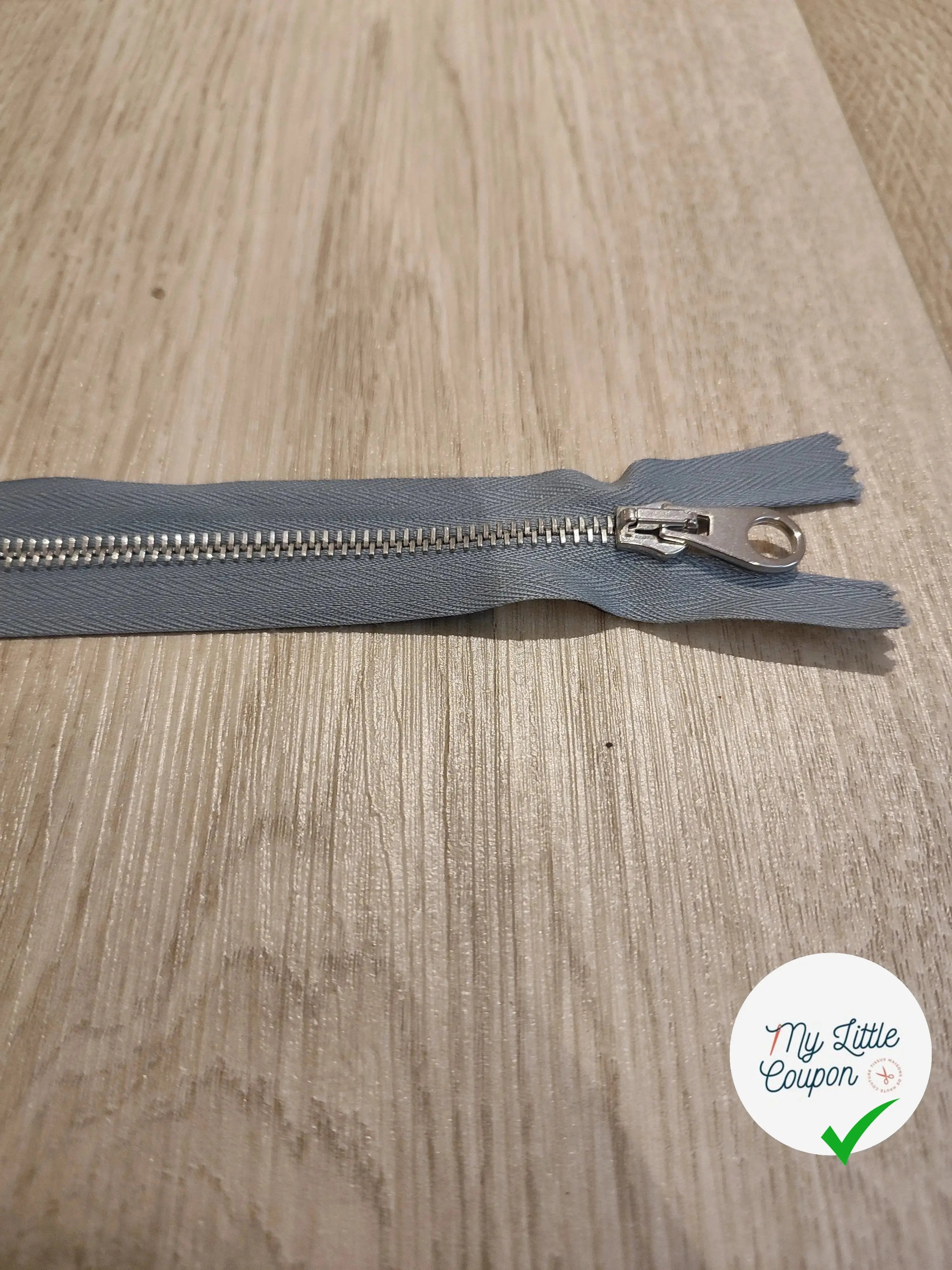 FERMETURE RIRI METAL SÉPARABLE 80CM GRIS M6 - My Little Coupon