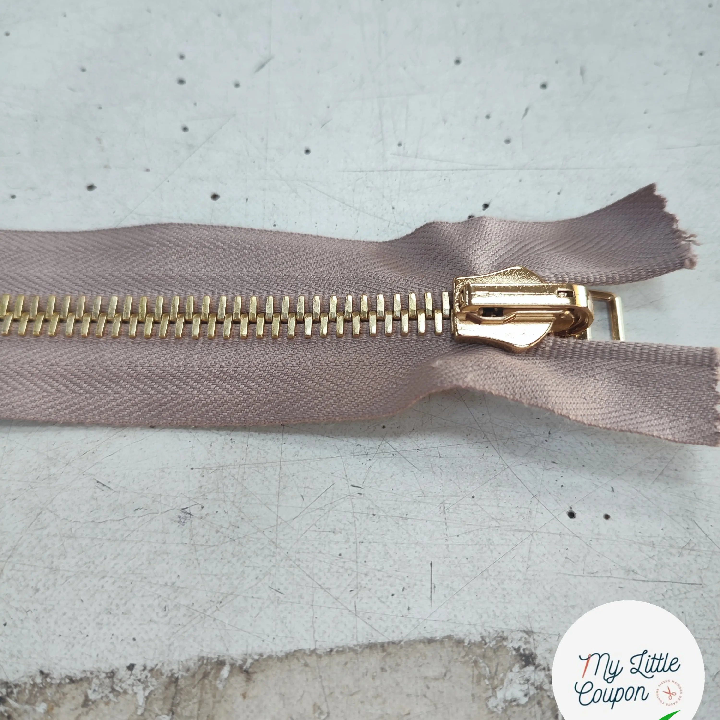 FERMETURE RIRI MÉTAL NON SÉPARABLE RÉVERSIBLE 18CM BEIGE FONCÉ - My Little Coupon