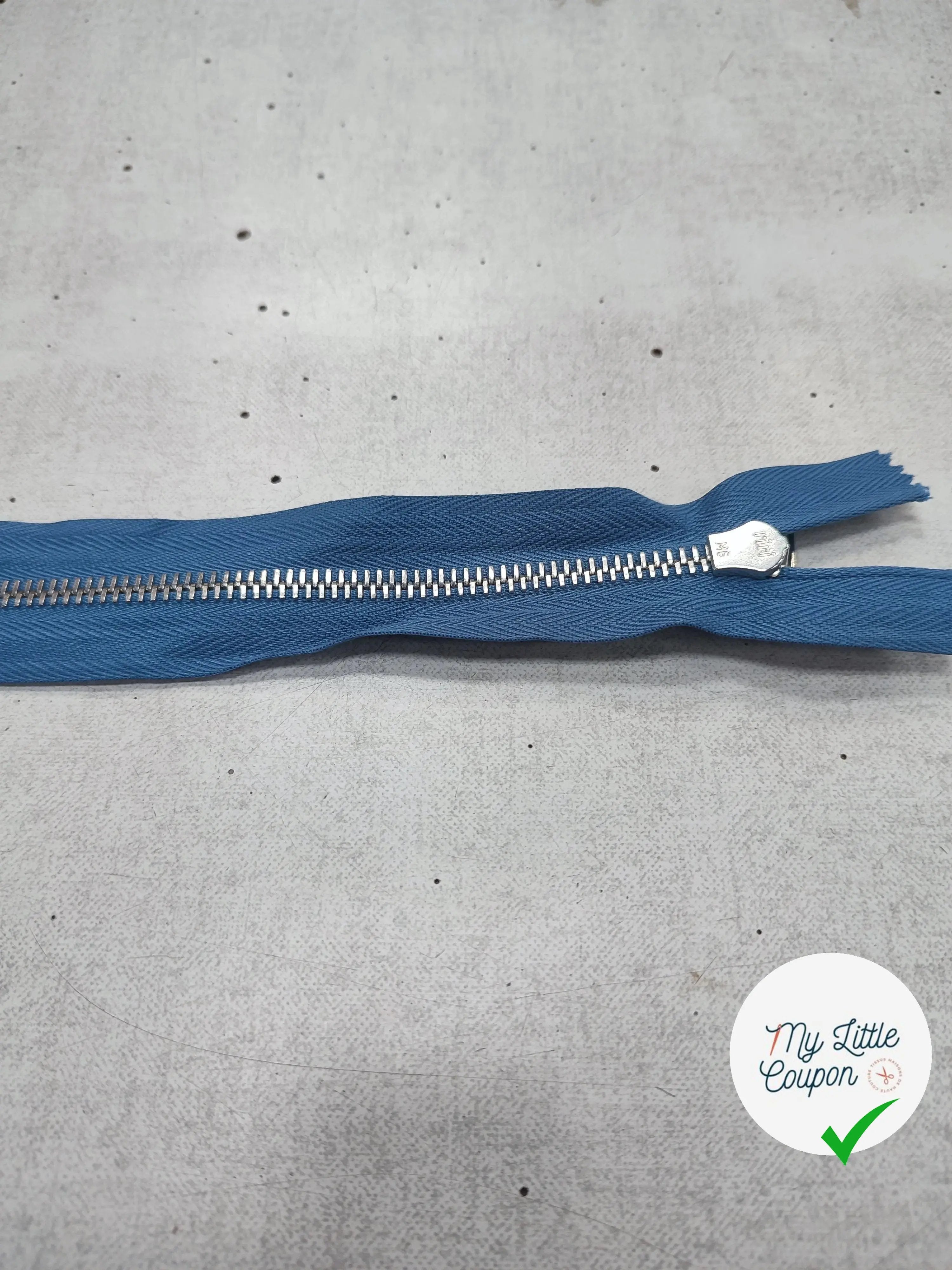 FERMETURE RIRI METAL SÉPARABLE 45CM BLEU M6 - My Little Coupon