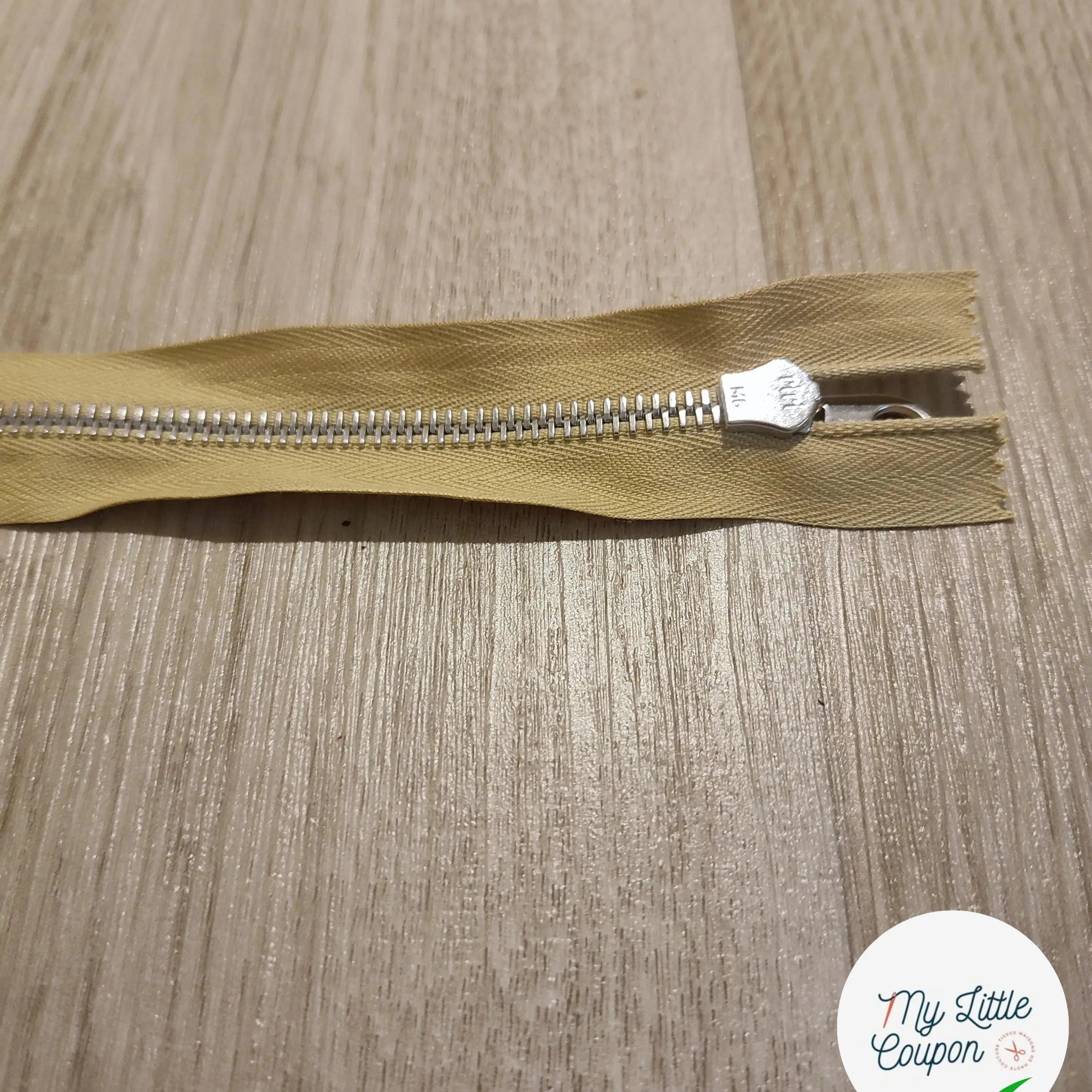 (Copie) FERMETURE RIRI METAL SÉPARABLE 65CM JAUNE PÂLE - My Little Coupon