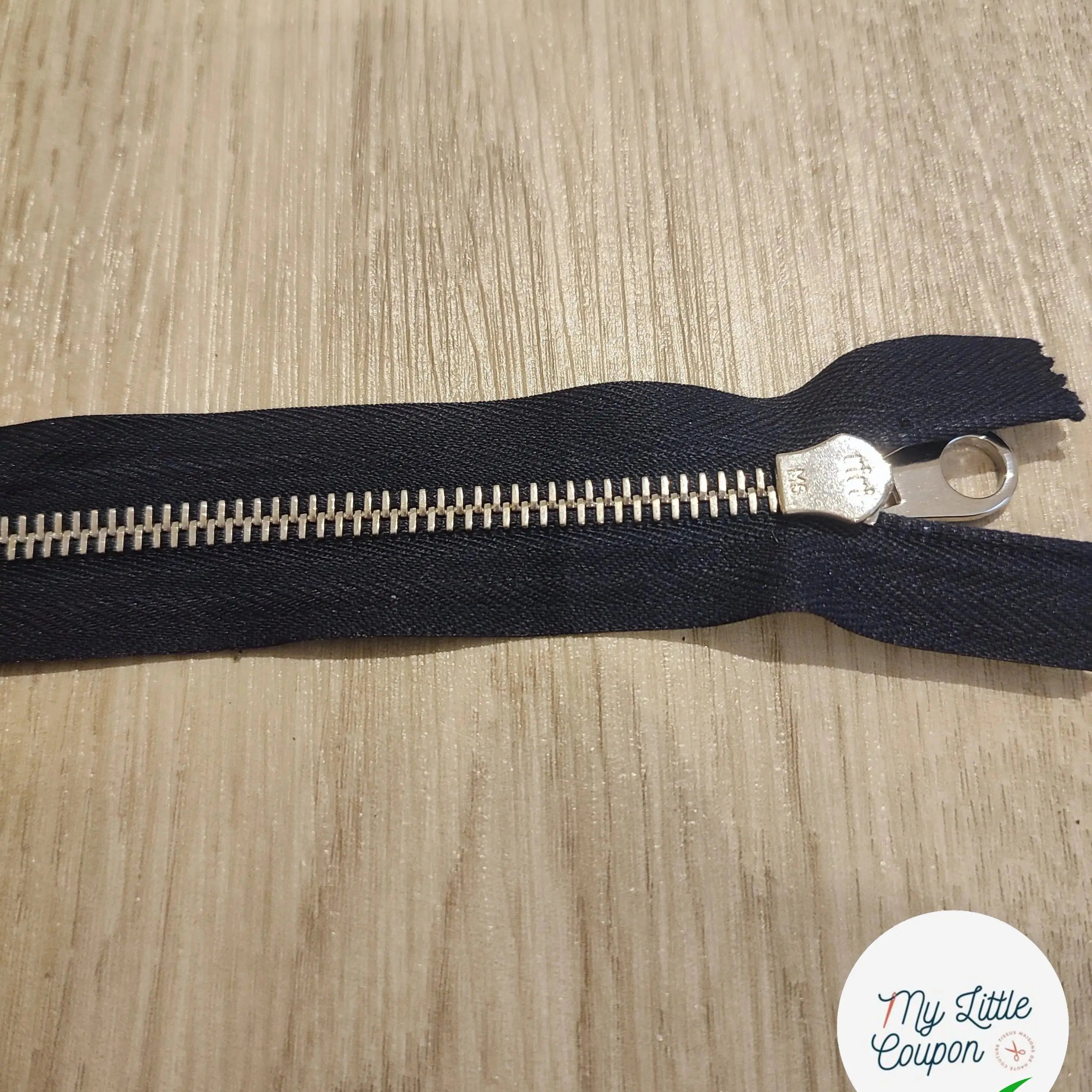 FERMETURE RIRI METAL SÉPARABLE 65CM BLEU FONCÉ - My Little Coupon