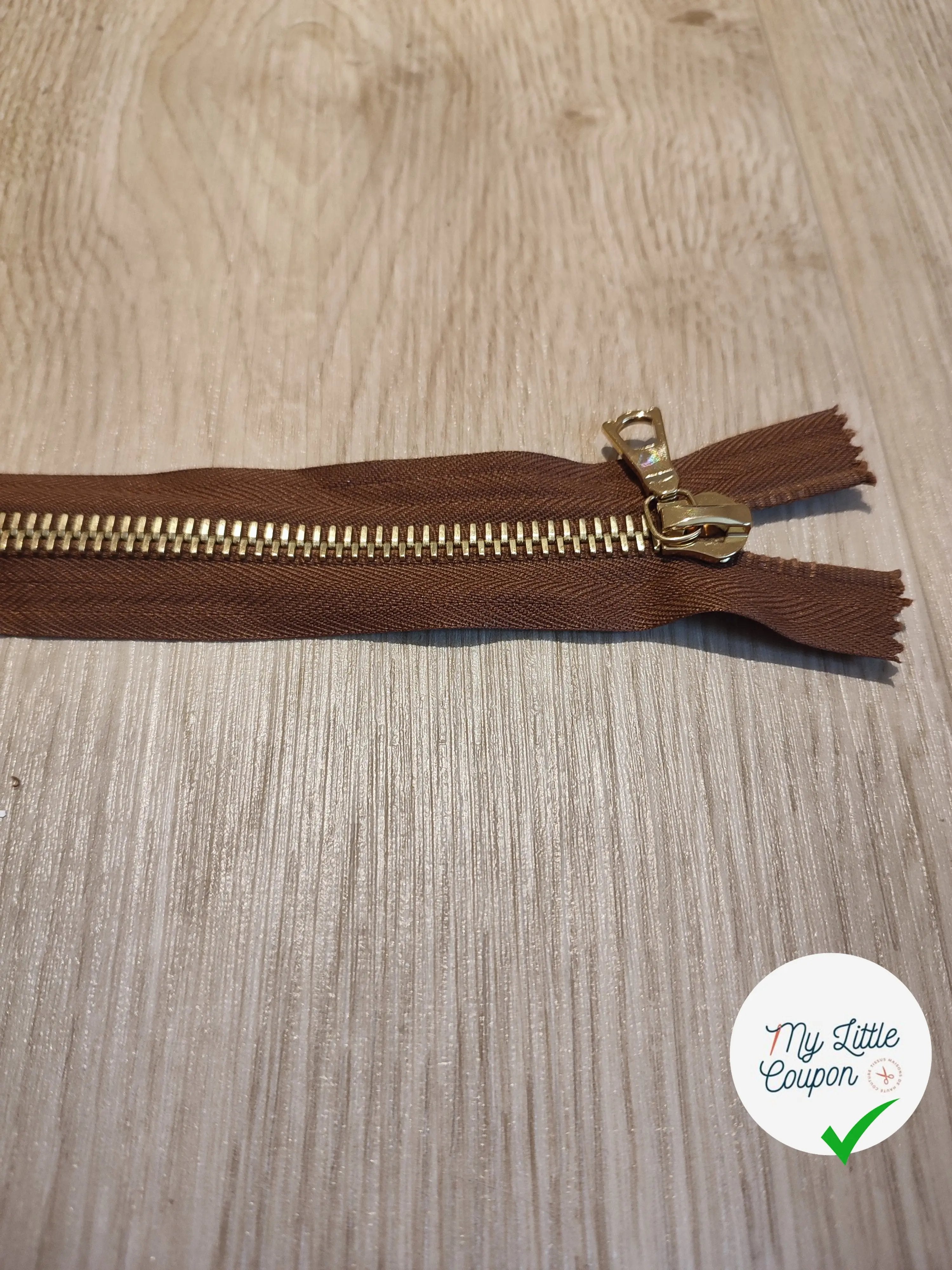 FERMETURE RIRI METAL SÉPARABLE 50CM MARRON M8 - My Little Coupon