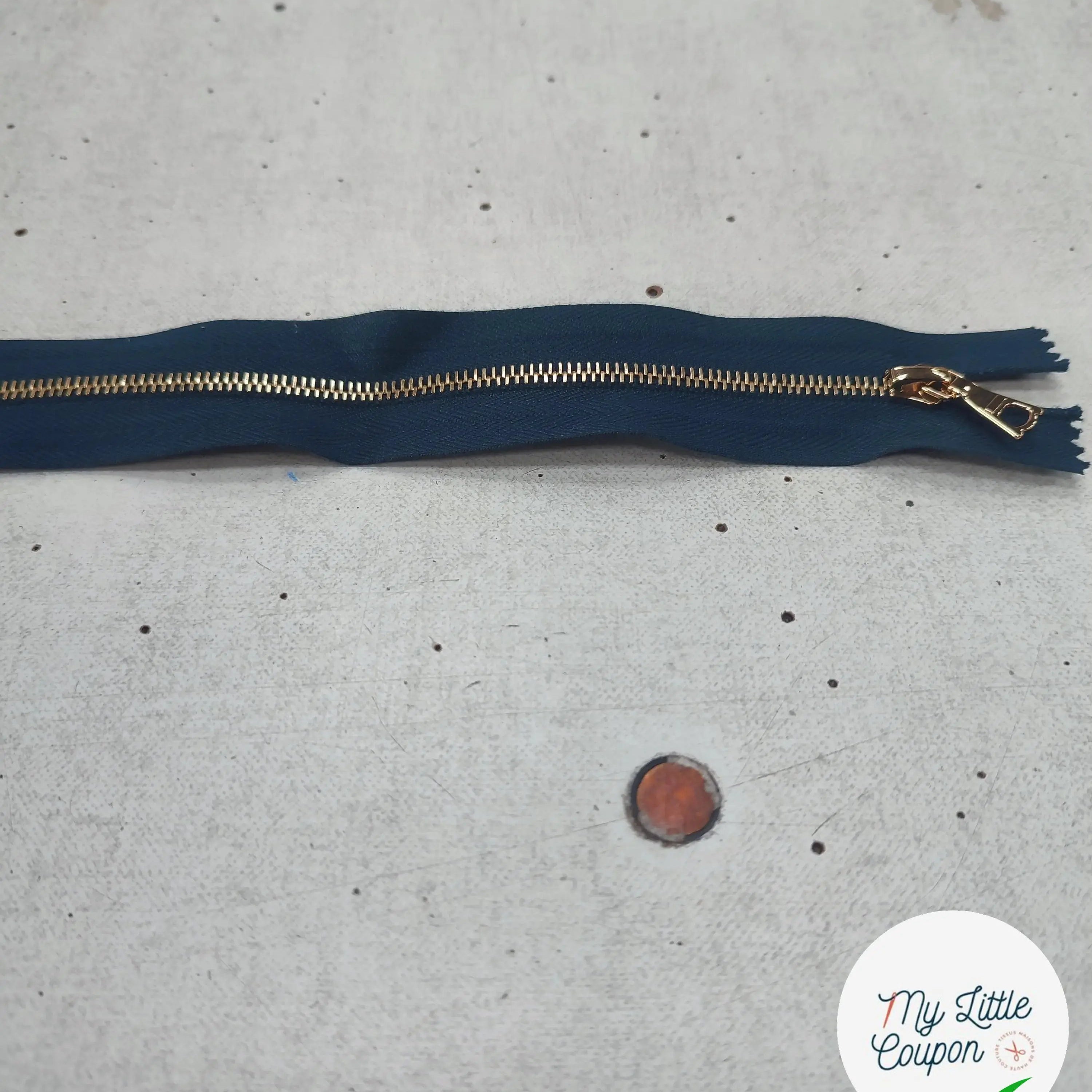 FERMETURE RIRI METAL SÉPARABLE 115CM BLEU NUIT M4 - My Little Coupon