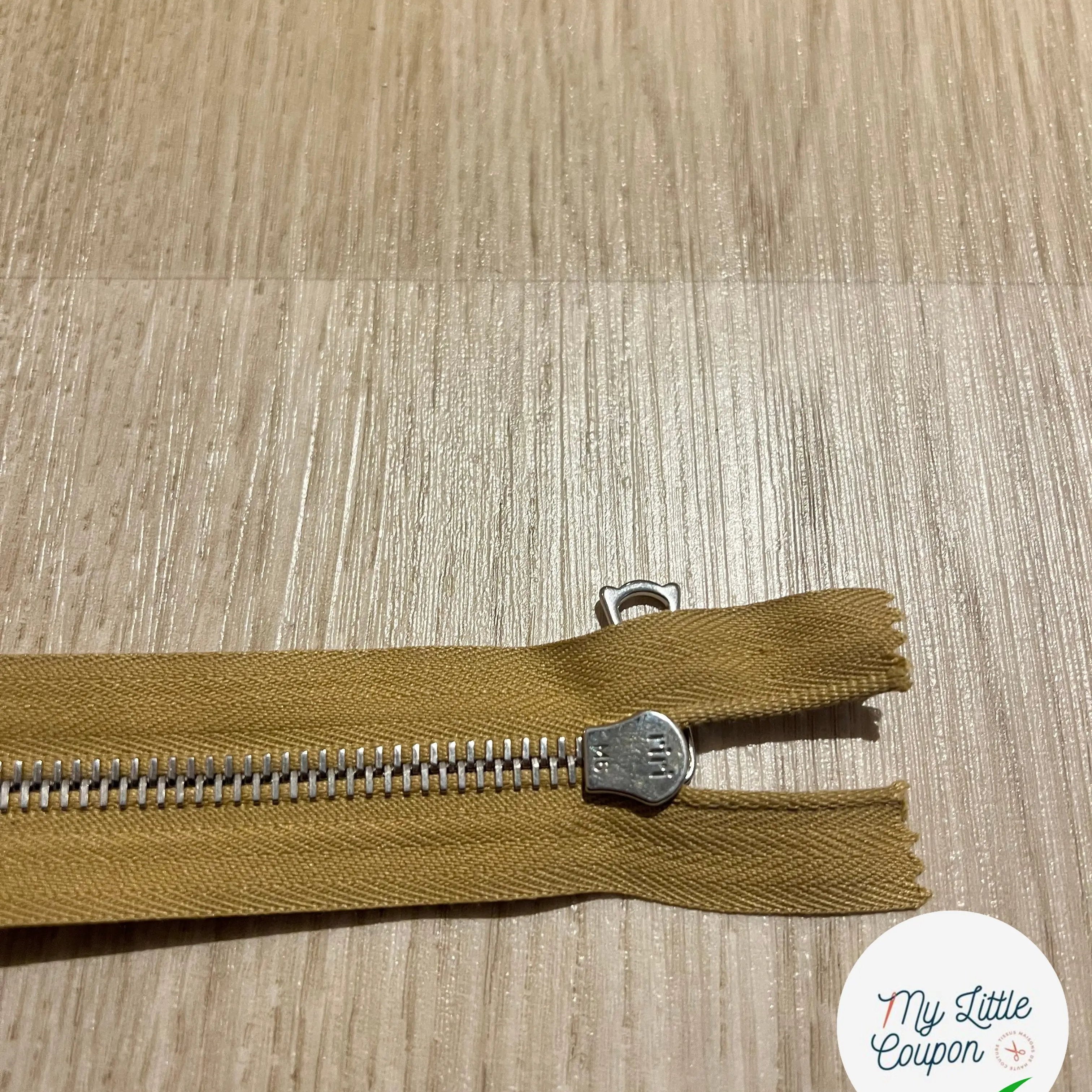 FERMETURE RIRI METAL SEPARABLE 60CM BEIGE CAFÉ M6 - My Little Coupon