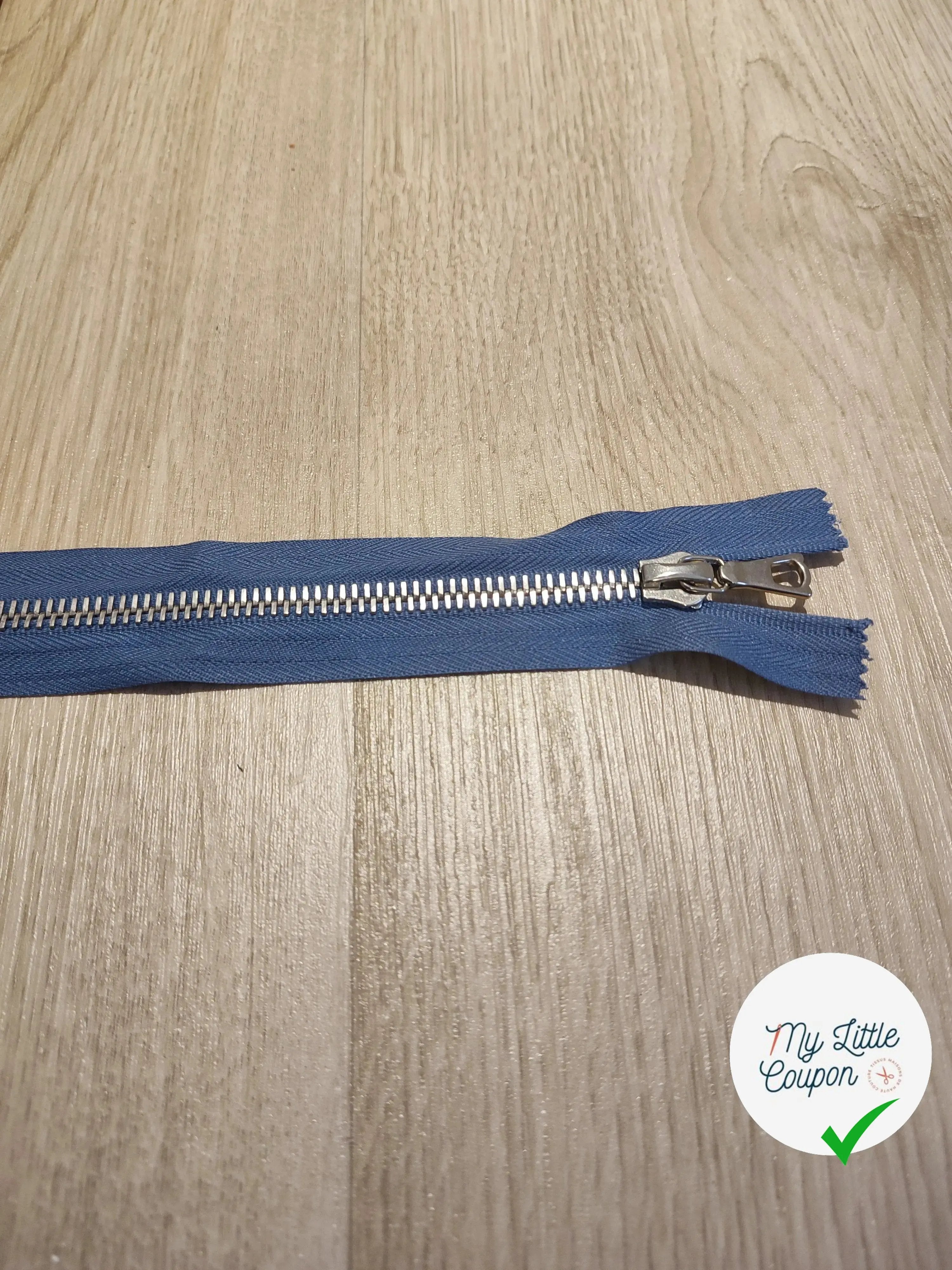 FERMETURE RIRI METAL SEPARABLE 70CM BLEU - My Little Coupon