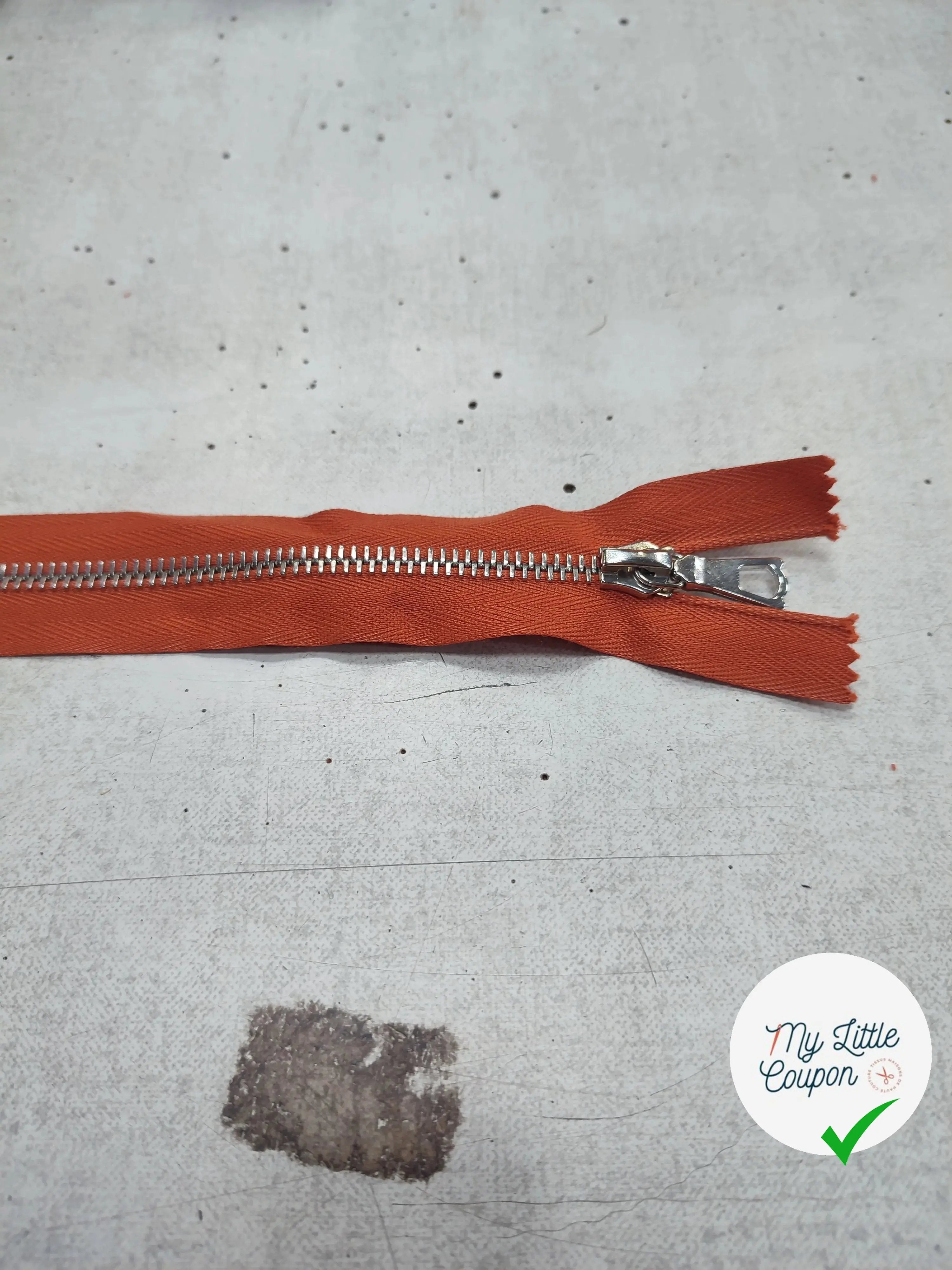 FERMETURE RIRI METAL SÉPARABLE 60CM ORANGE CITROUILLE M8 - My Little Coupon