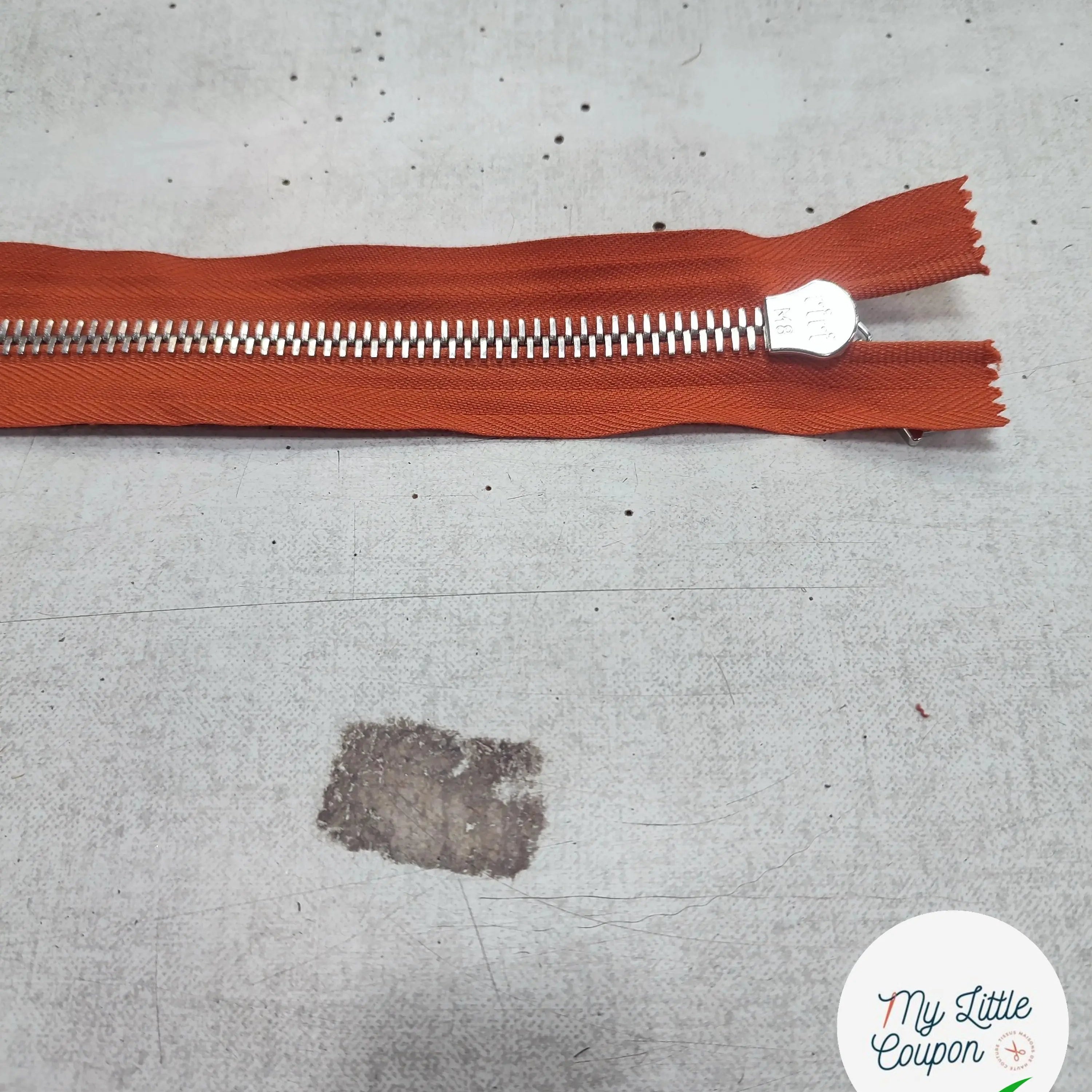 FERMETURE RIRI METAL SÉPARABLE 70CM GRIS LAVANDE M6 - My Little Coupon