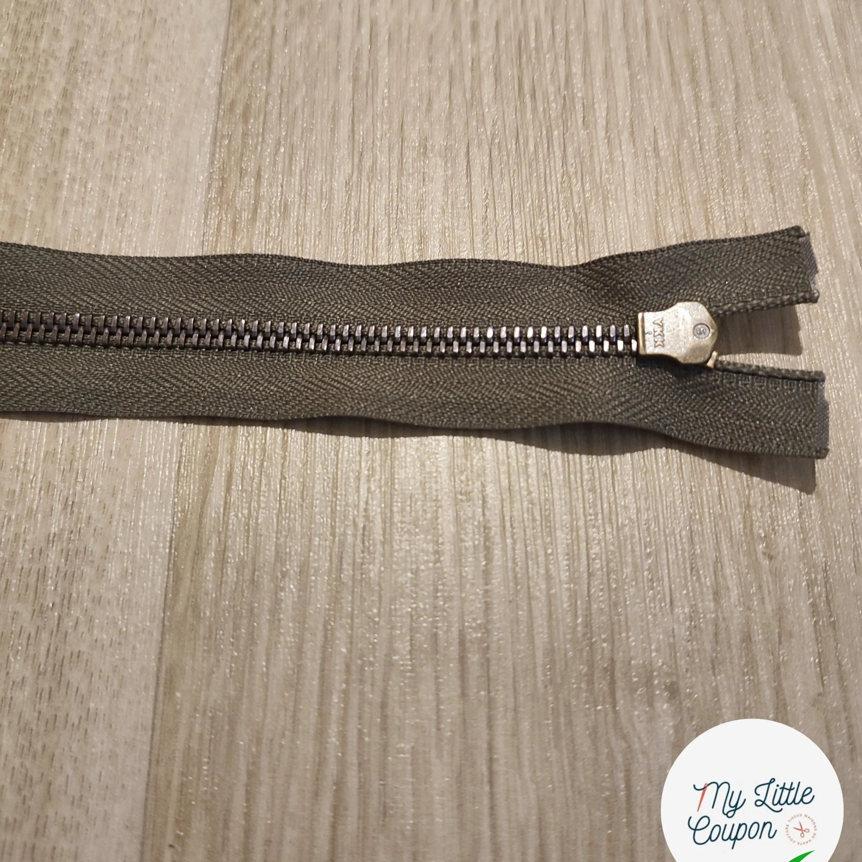 FERMETURE RIRI METAL SÉPARABLE 65CM BLEU CLAIR M6 - My Little Coupon