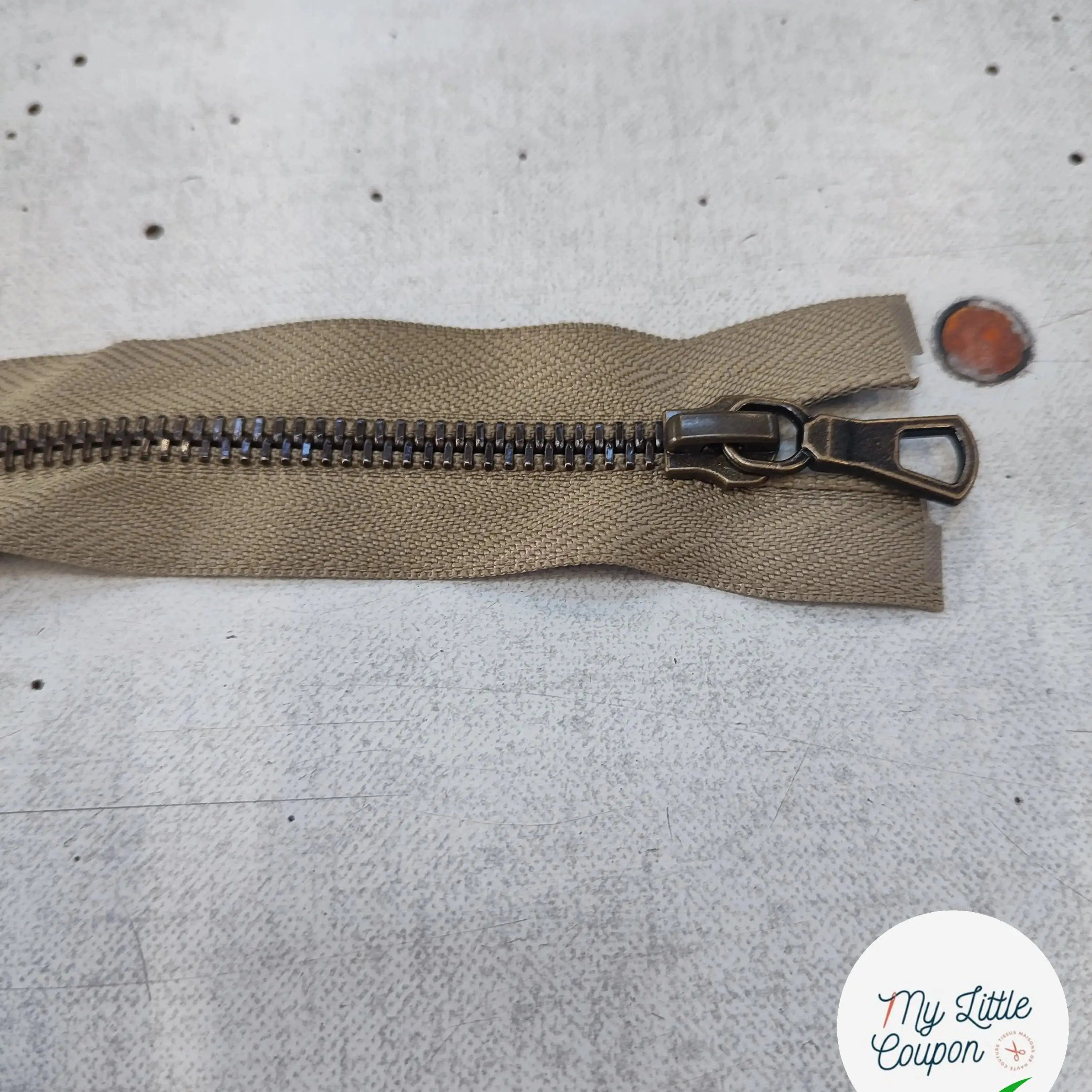 FERMETURE RIRI METAL SÉPARABLE 70CM MARRON CLAIR M6 - My Little Coupon