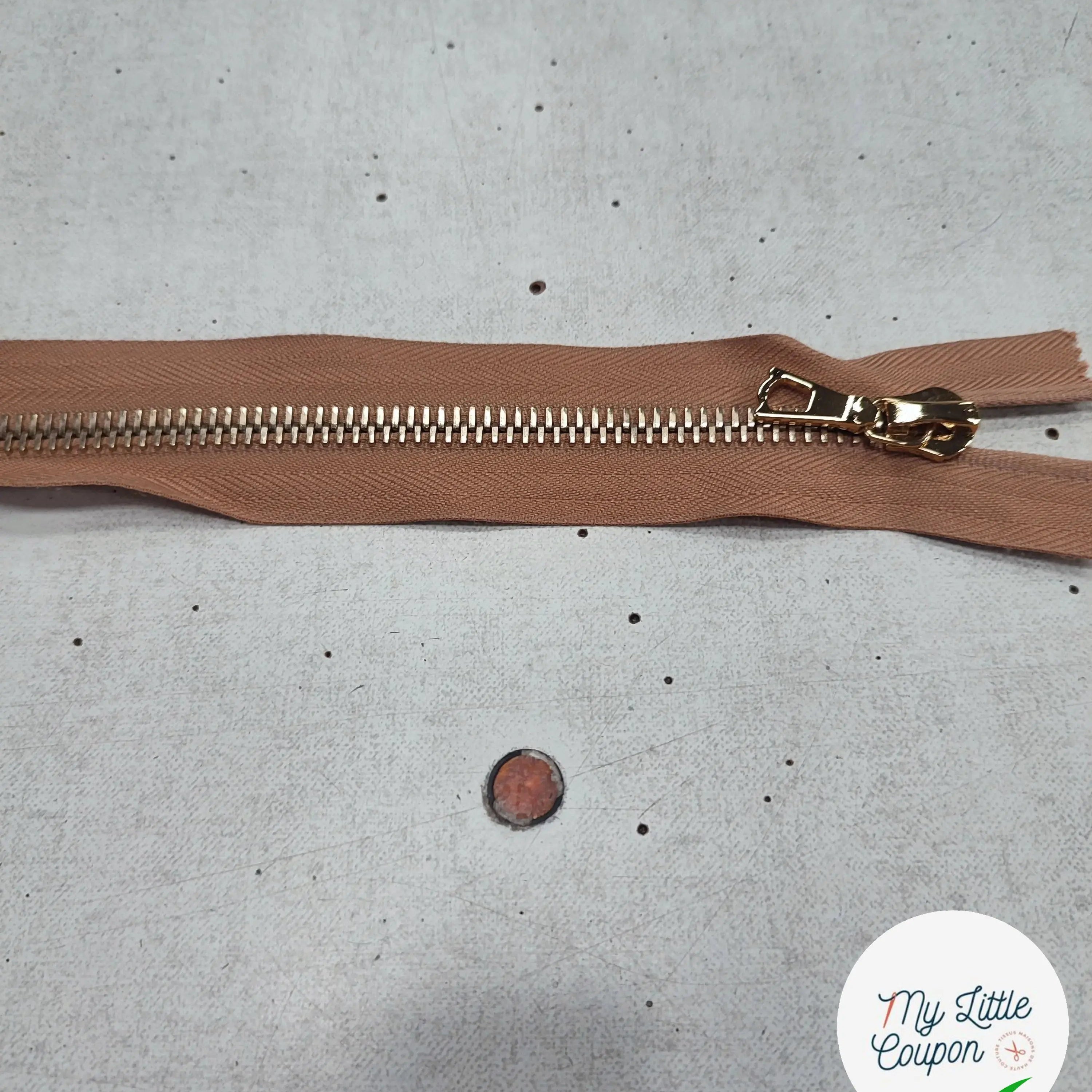 FERMETURE RIRI METAL SÉPARABLE MARRON CAFÉ M8 - My Little Coupon