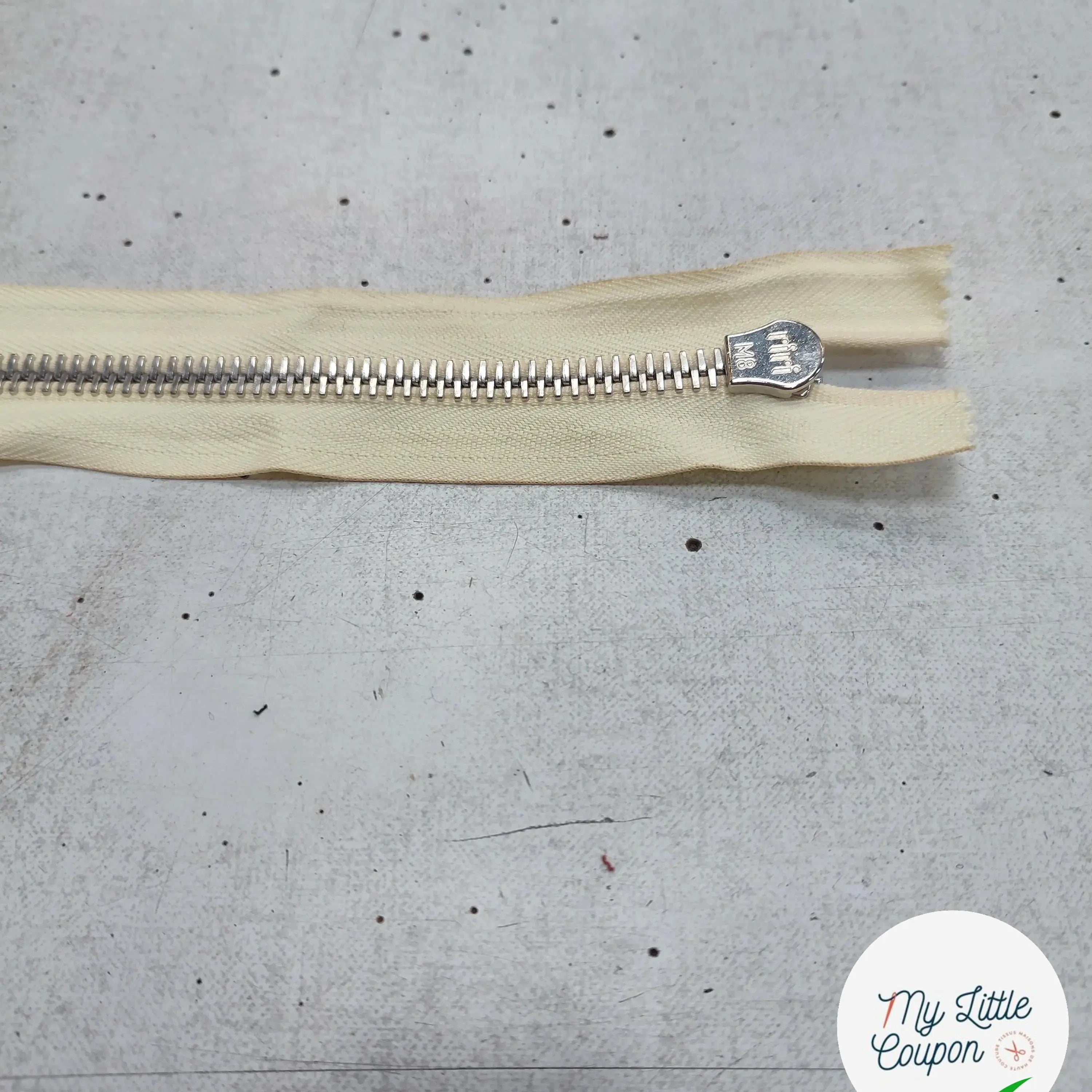 FERMETURE RIRI METAL SÉPARABLE 70CM JAUNE FONCÉ M6 - My Little Coupon