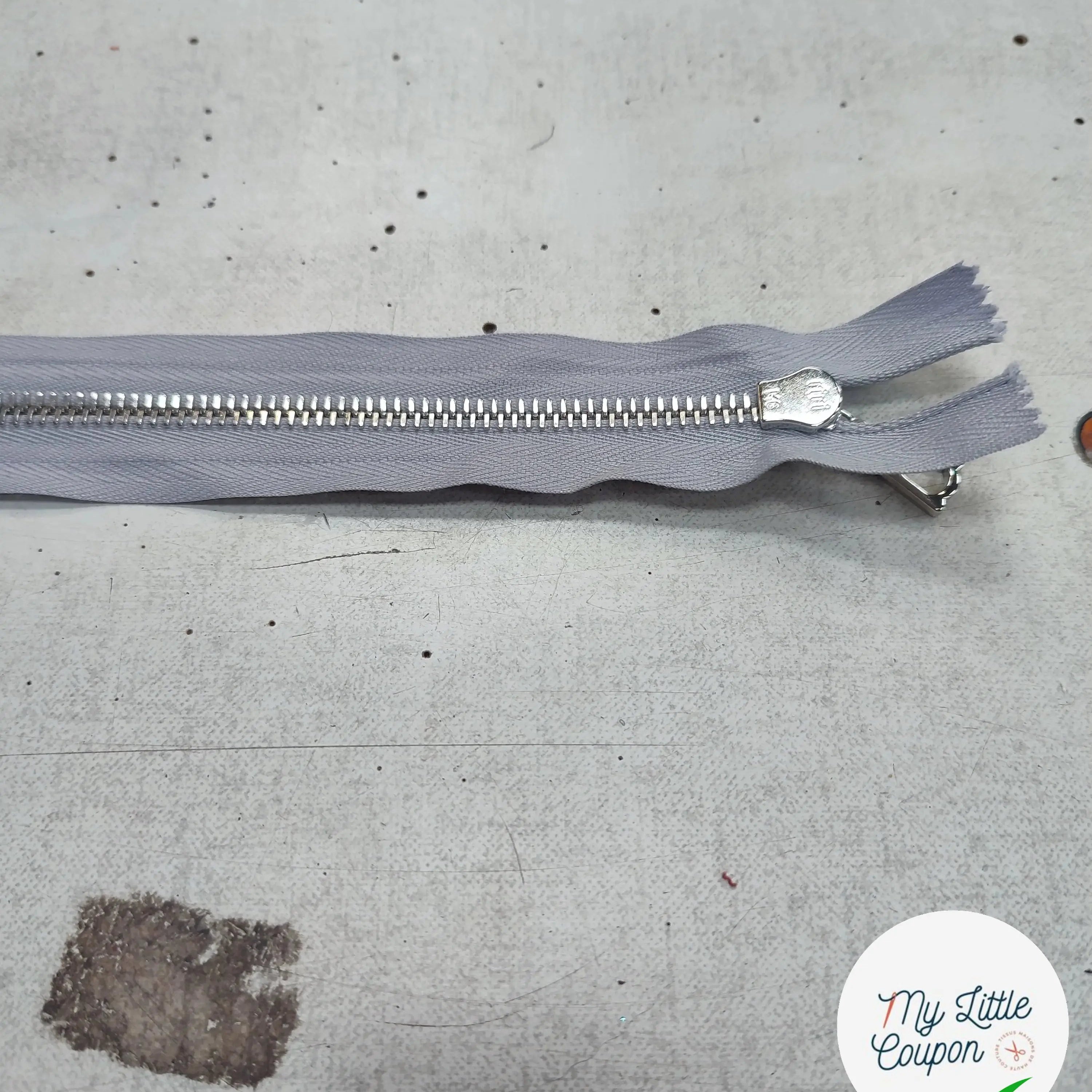 FERMETURE RIRI METAL SÉPARABLE 70CM GRIS LAVANDE M6 - My Little Coupon