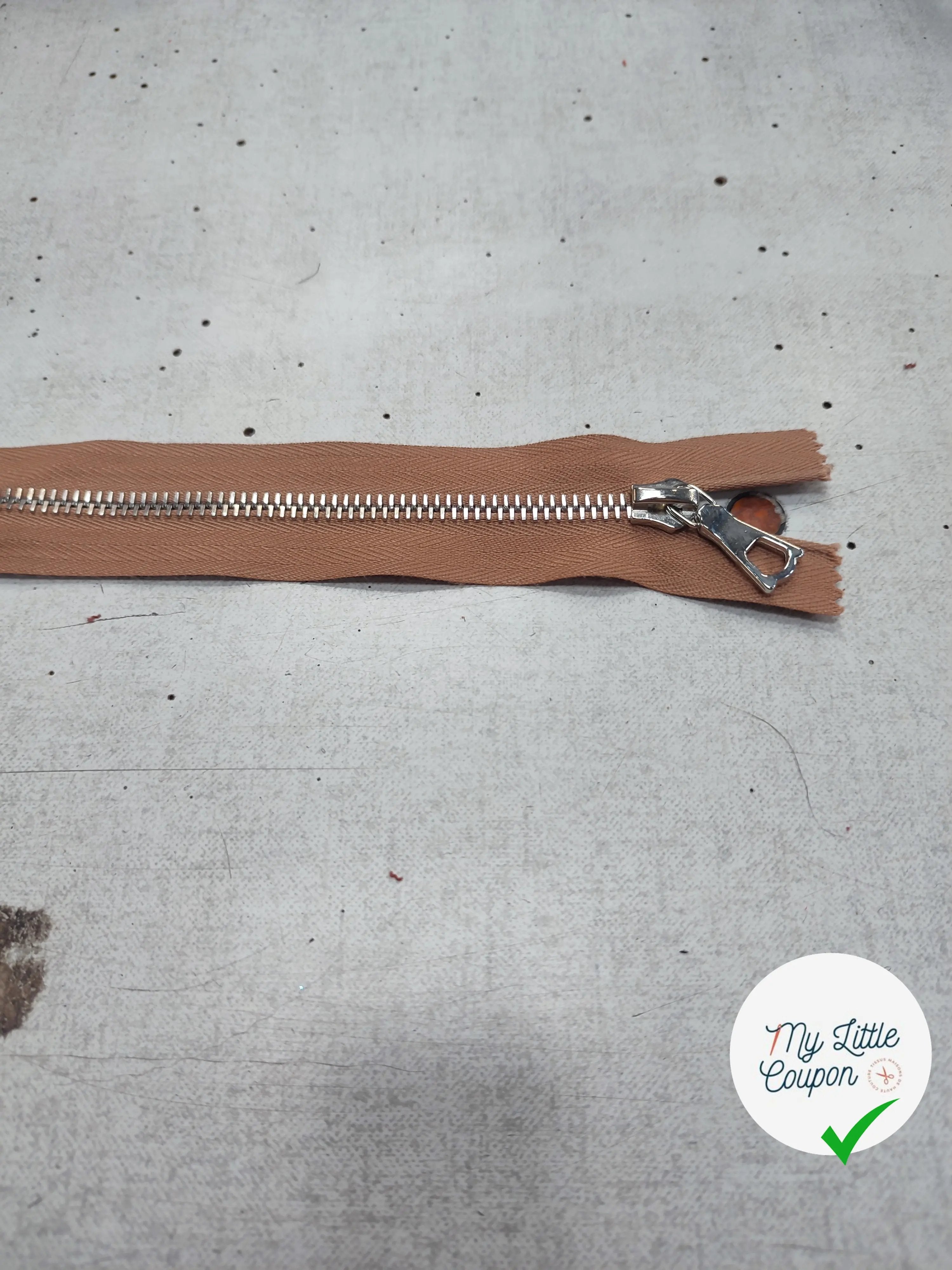 FERMETURE RIRI METAL SÉPARABLE 70CM MARRON CAFÉ M6 - My Little Coupon