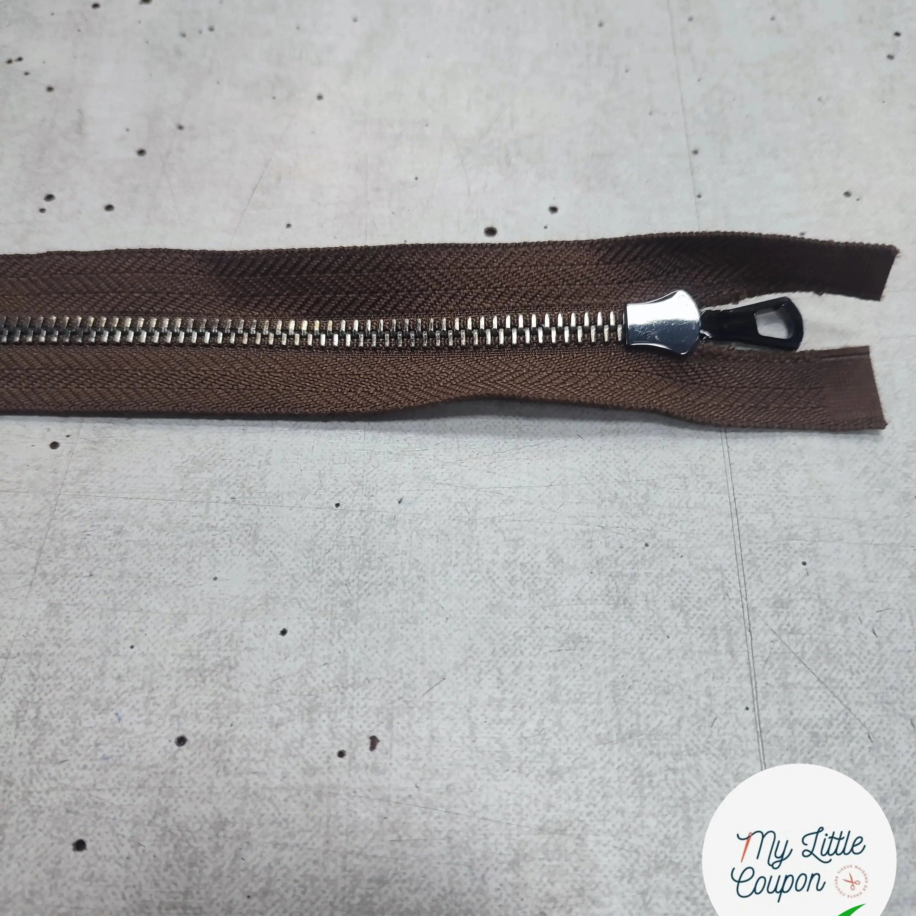 FERMETURE RIRI METAL SÉPARABLE 70CM MARRON FONCÉ - My Little Coupon
