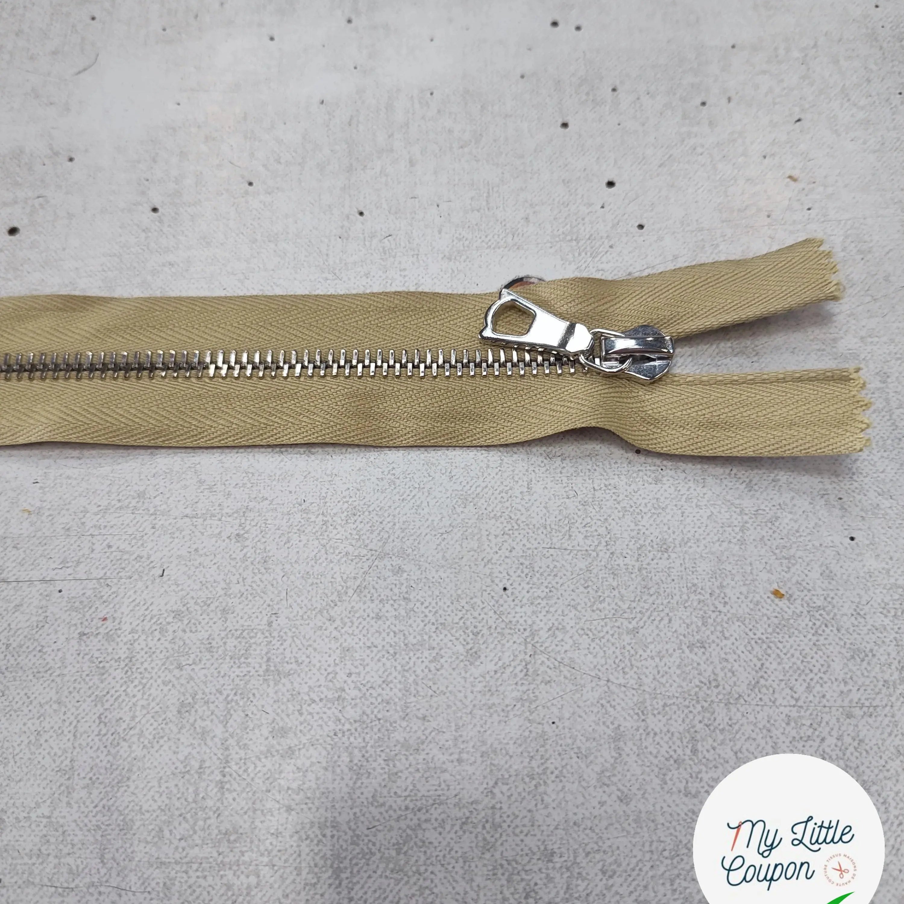 FERMETURE RIRI METAL SÉPARABLE 80CM GRIS CLAIR M8 - My Little Coupon