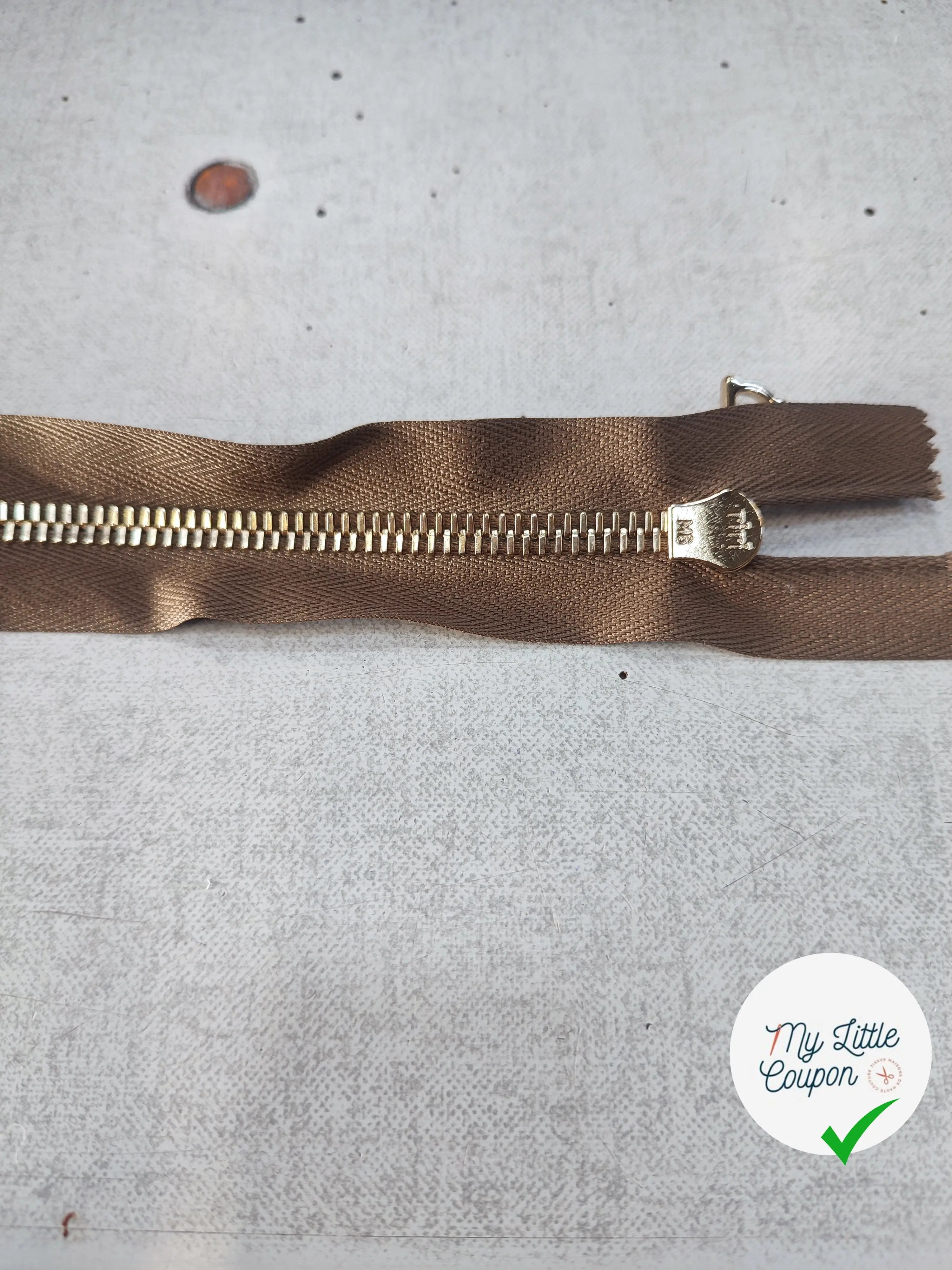 FERMETURE RIRI METAL SÉPARABLE 80CM MARRON CAFÉ M6 - My Little Coupon