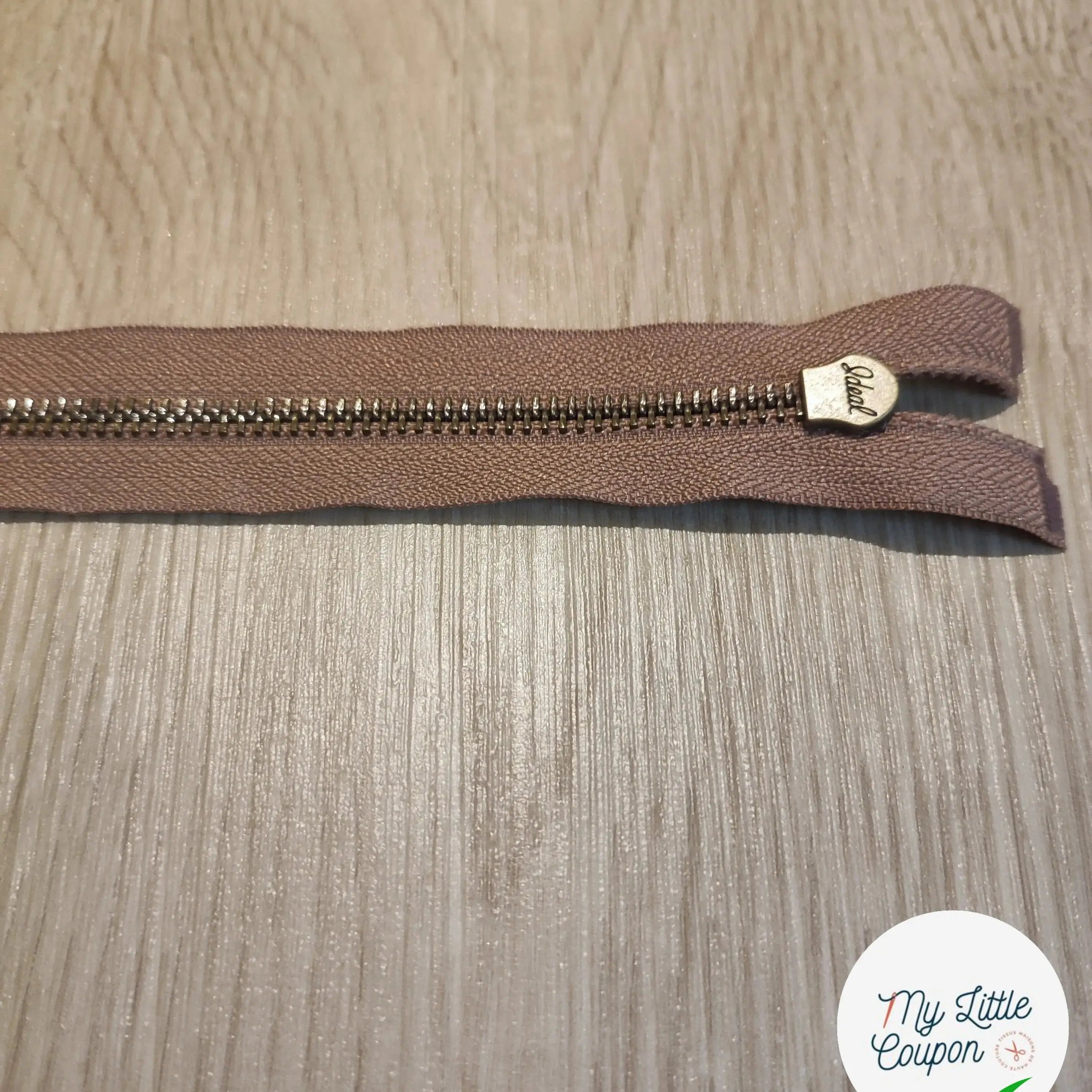 (Copie) FERMETURE RIRI METAL SÉPARABLE RÉVERSIBLE 90CM MARRON - My Little Coupon