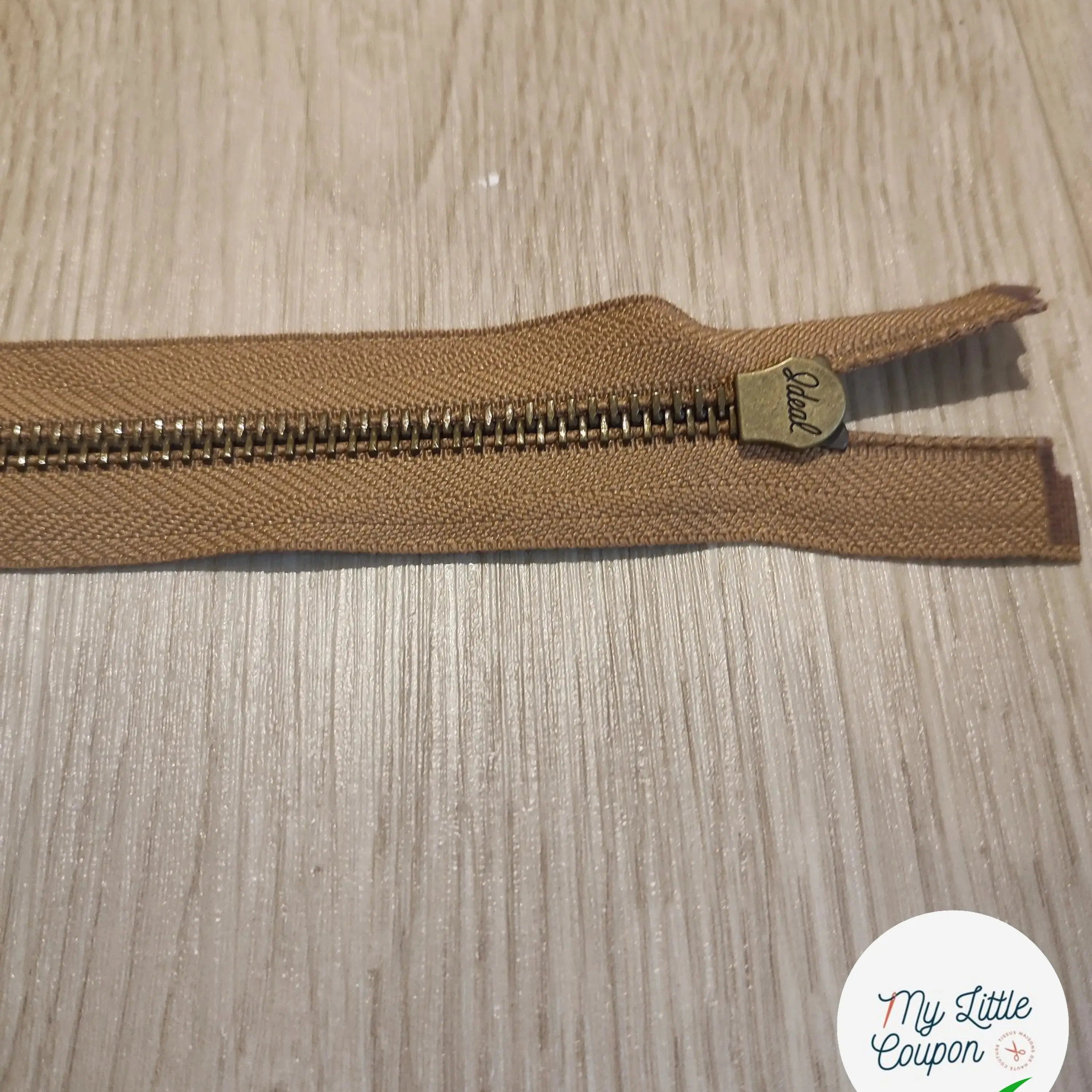 FERMETURE RIRI METAL SÉPARABLE 65CM VERT FONCÉ - My Little Coupon