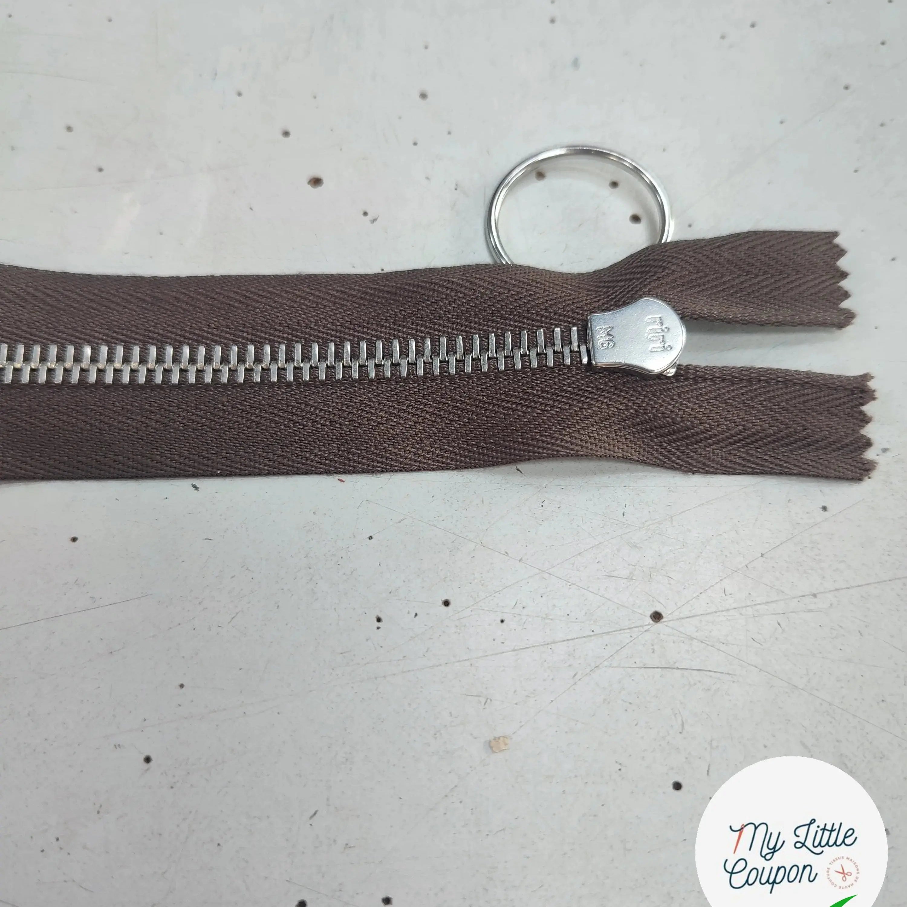 (Copie) FERMETURE RIRI METAL SÉPARABLE 55CM MARRON M6 - My Little Coupon