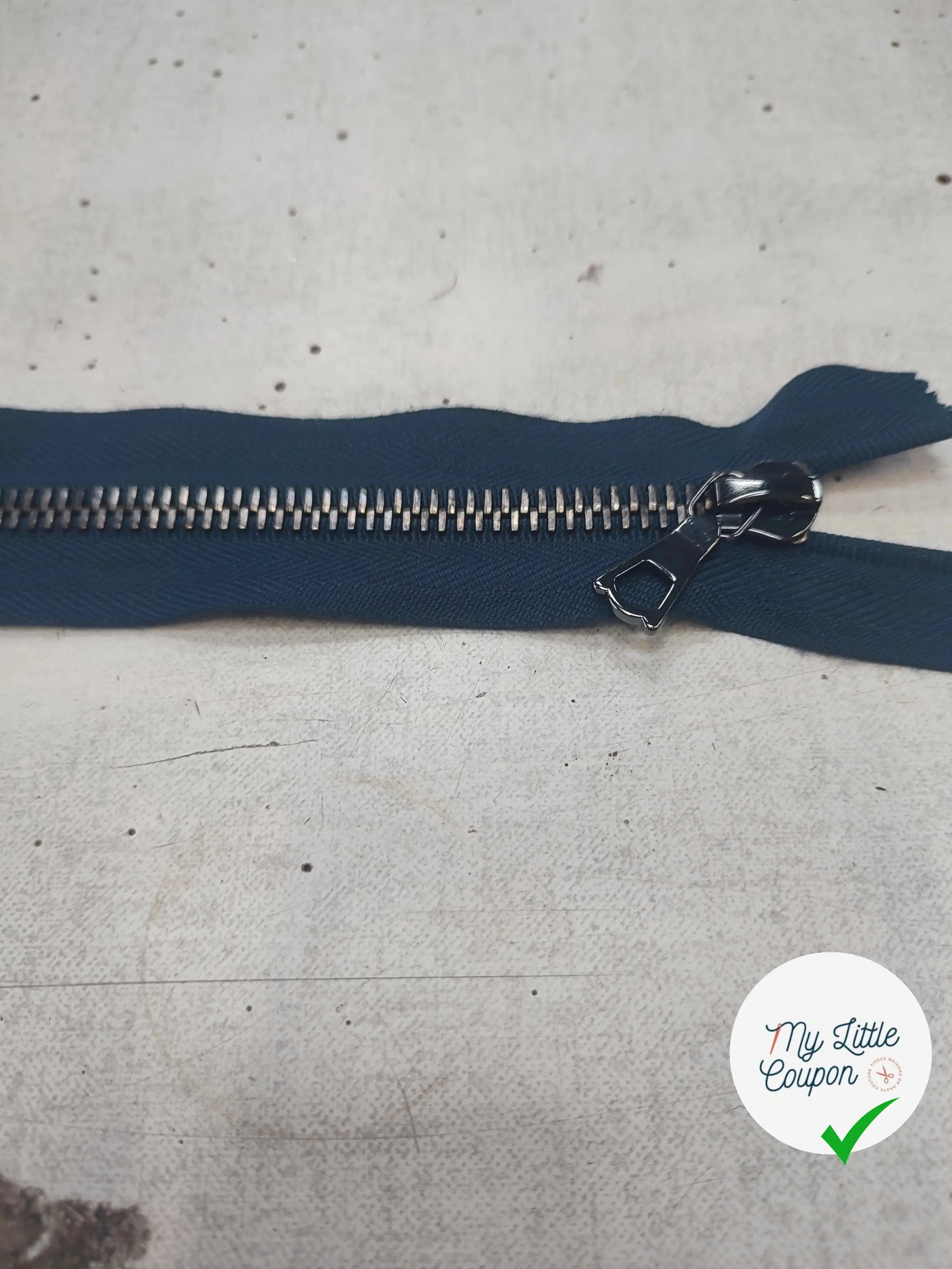 FERMETURE RIRI METAL SÉPARABLE 80CM BLEU NUIT M8 - My Little Coupon