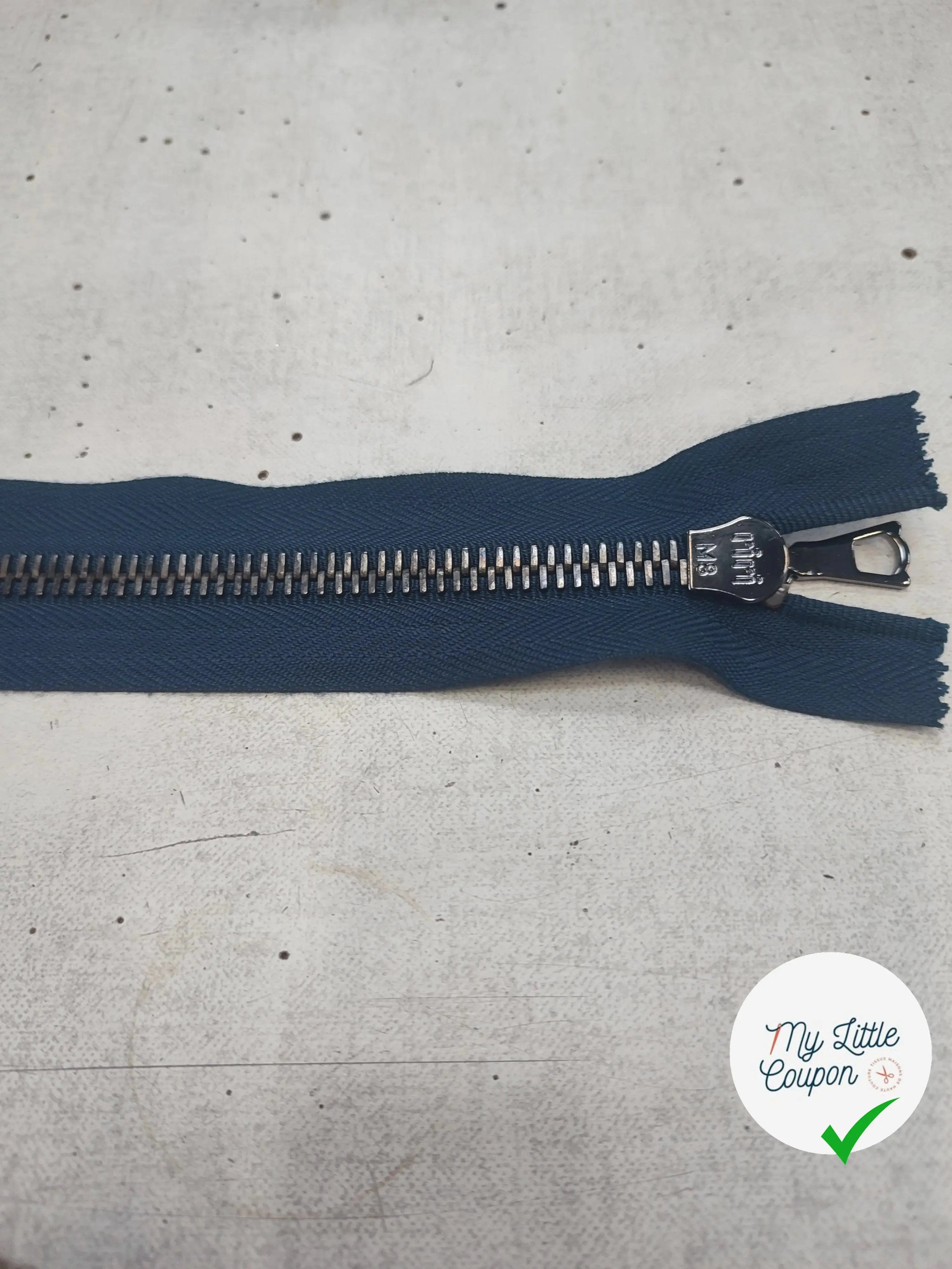 FERMETURE RIRI METAL SÉPARABLE 80CM BLEU NUIT M8 - My Little Coupon