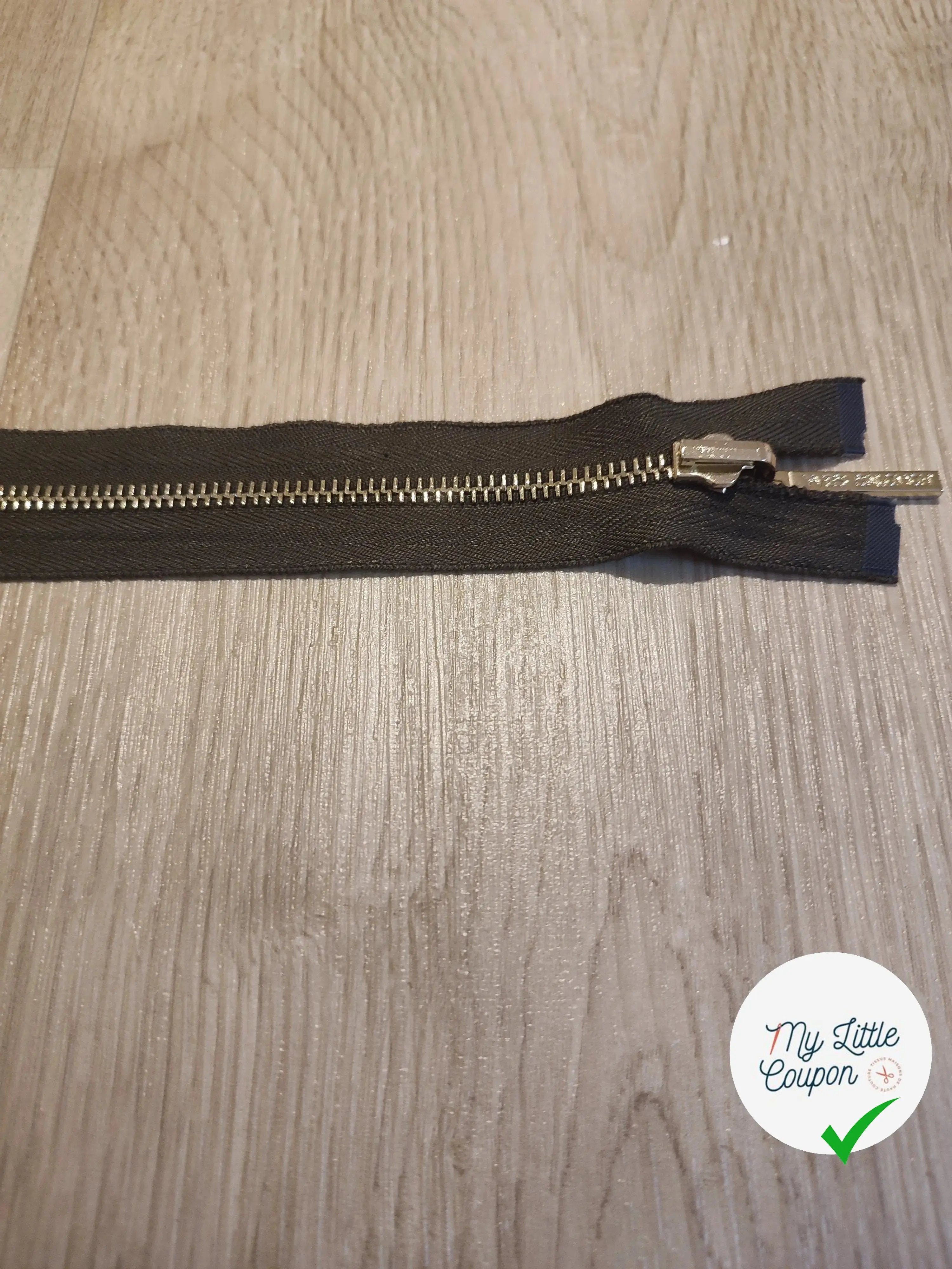 FERMETURE RIRI METAL SÉPARABLE 80CM VERT FONCÉ KAKI - My Little Coupon