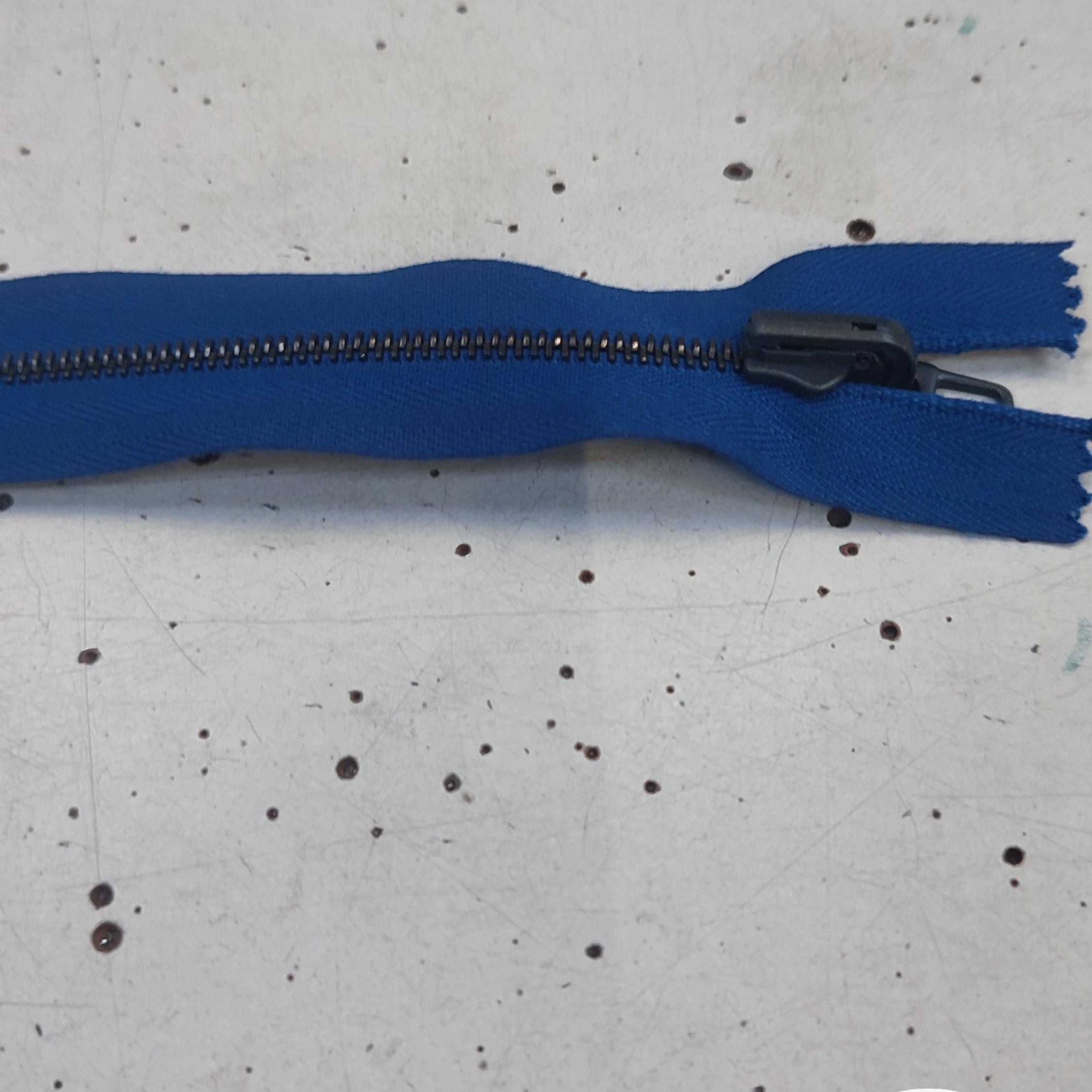 FERMETURE RIRI METAL SÉPARABLE 90CM BLEU - My Little Coupon