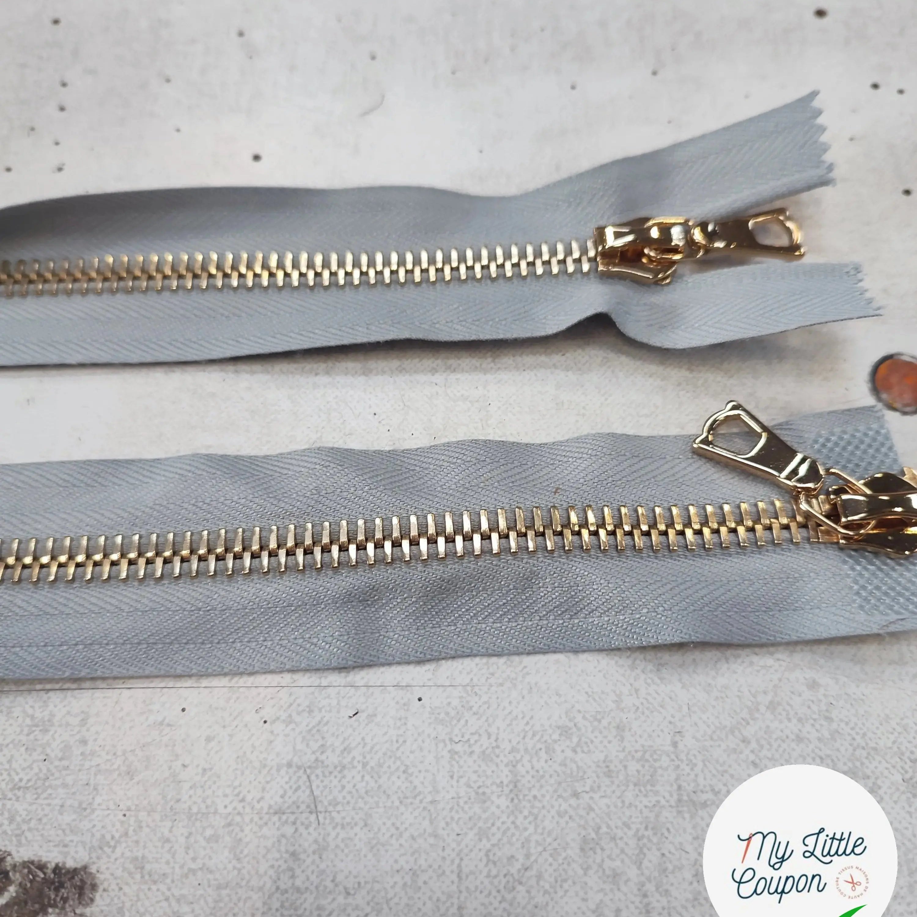 FERMETURE RIRI METAL SÉPARABLE 80CM GRIS CLAIR M8 - My Little Coupon