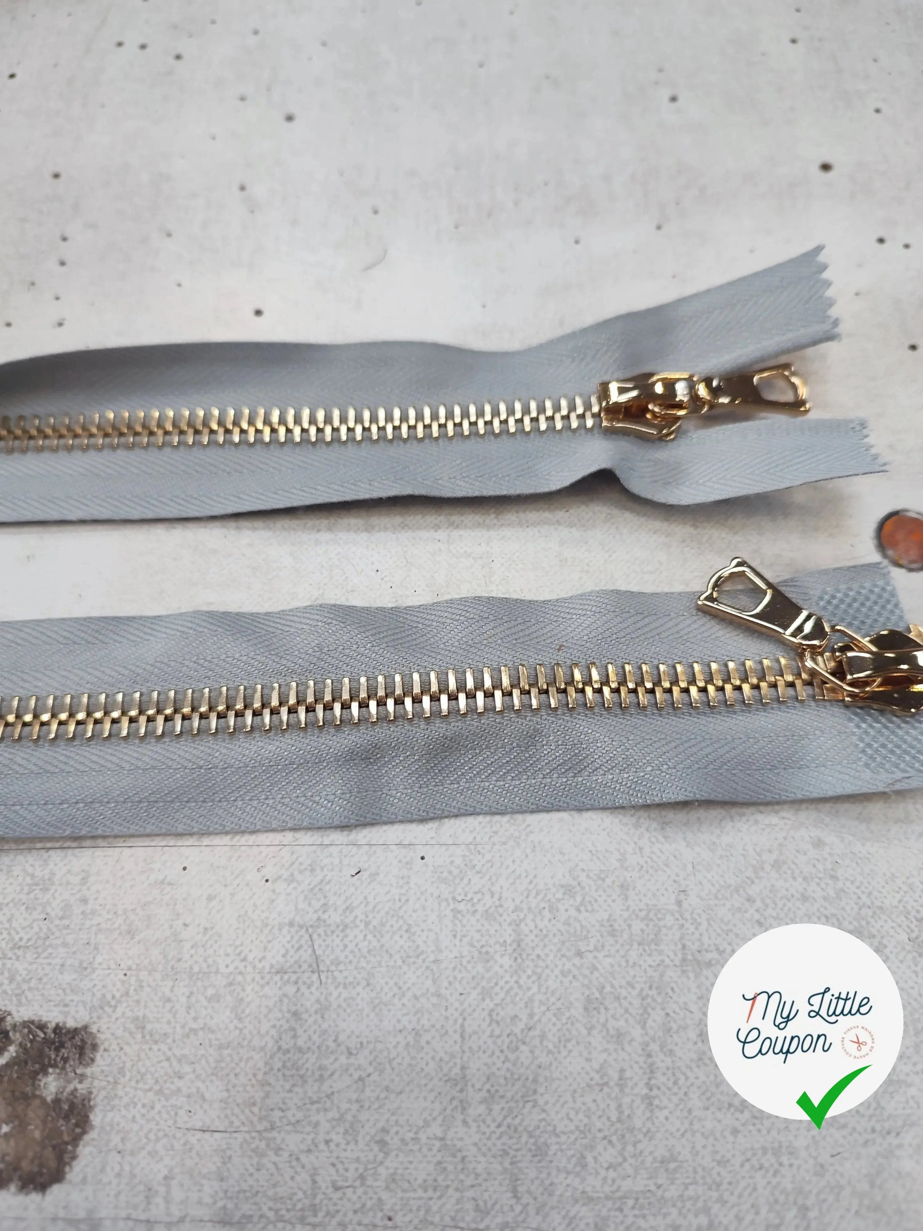 FERMETURE RIRI METAL SÉPARABLE 80CM GRIS CLAIR M8 - My Little Coupon