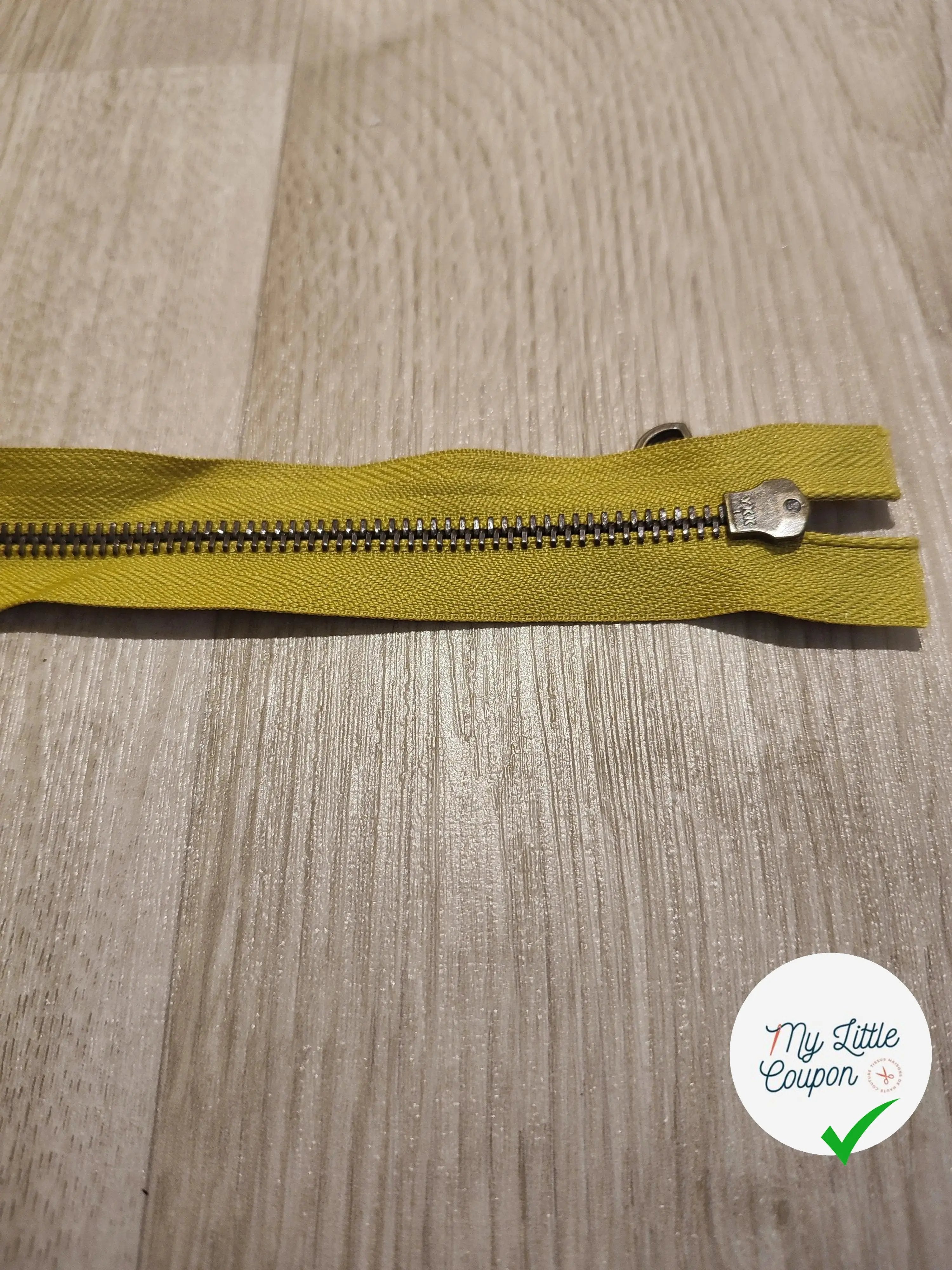 FERMETURE RIRI METAL SÉPARABLE 65CM JAUNE - My Little Coupon