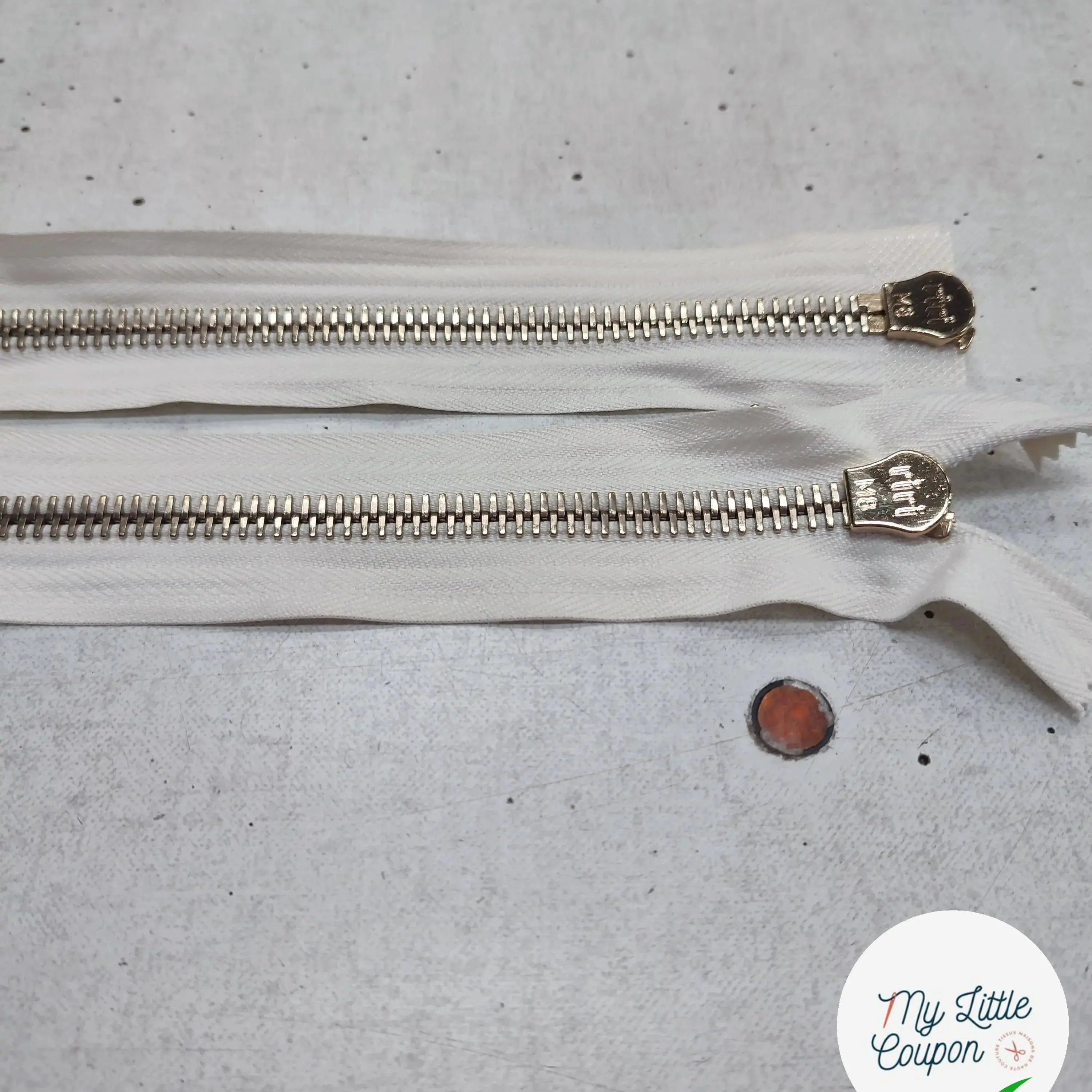FERMETURE RIRI METAL NON SÉPARABLE DOUBLE CHEMIN BLANC CRÈME 100CM M8 - My Little Coupon