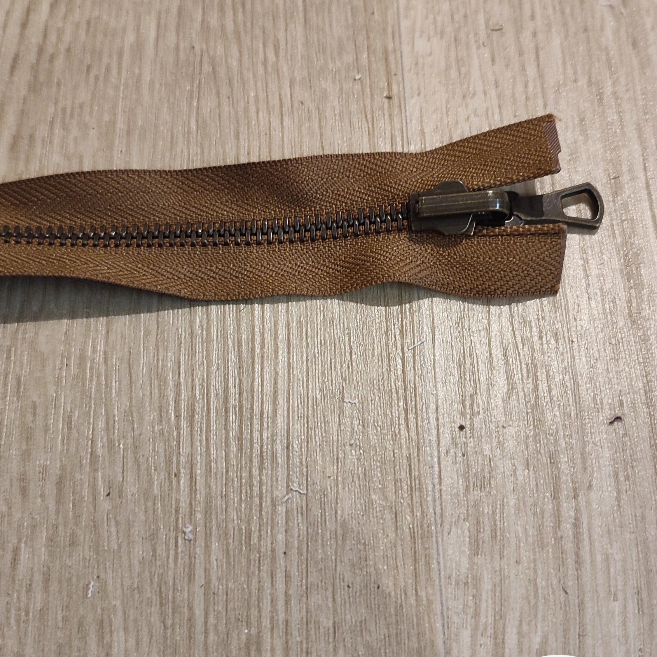 FERMETURE RIRI METAL SÉPARABLE RÉVERSIBLE 60CM MARRON - My Little Coupon