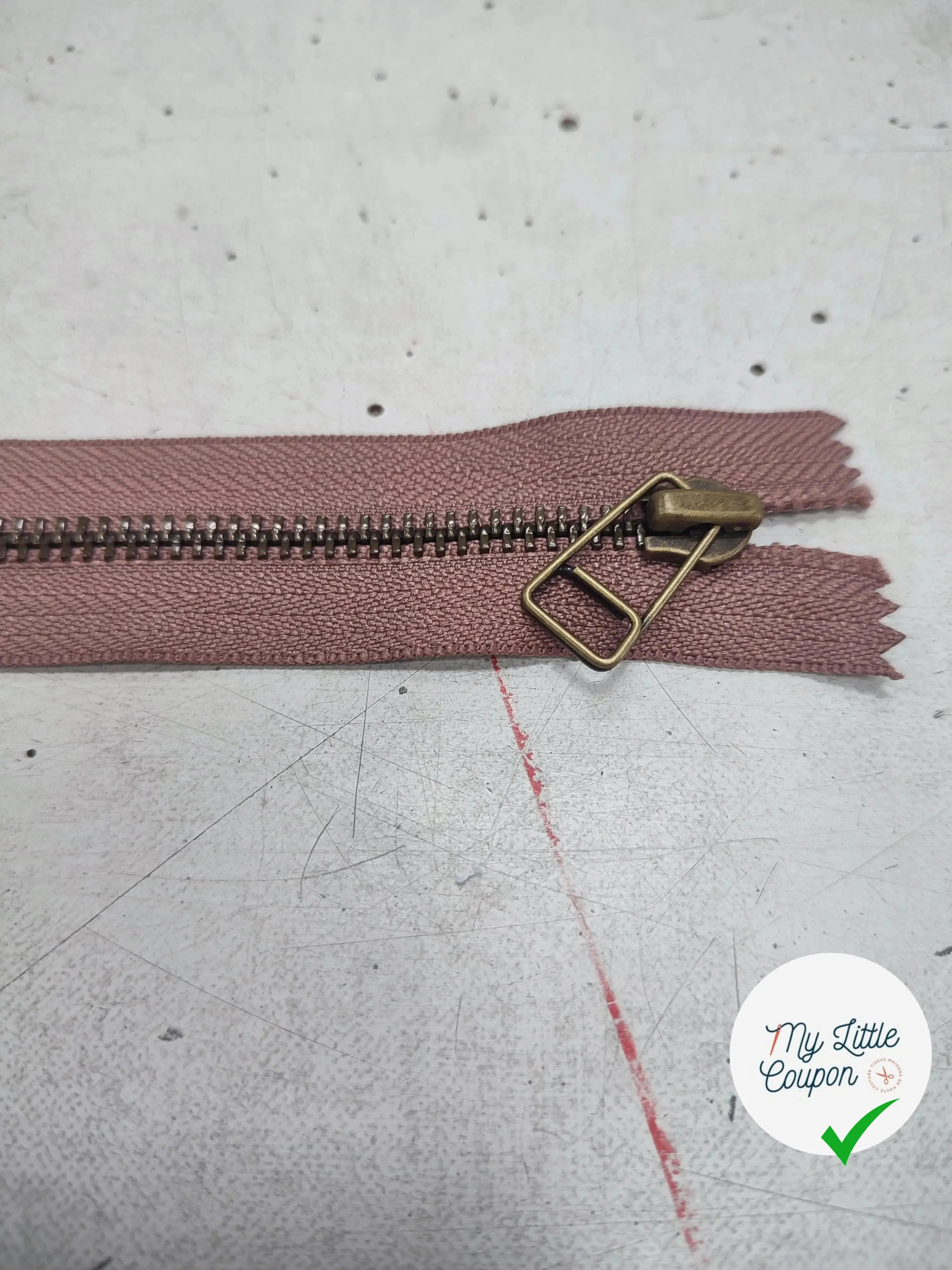 FERMETURE RIRI METAL NON SÉPARABLE 25CM MARRON CLAIR - My Little Coupon