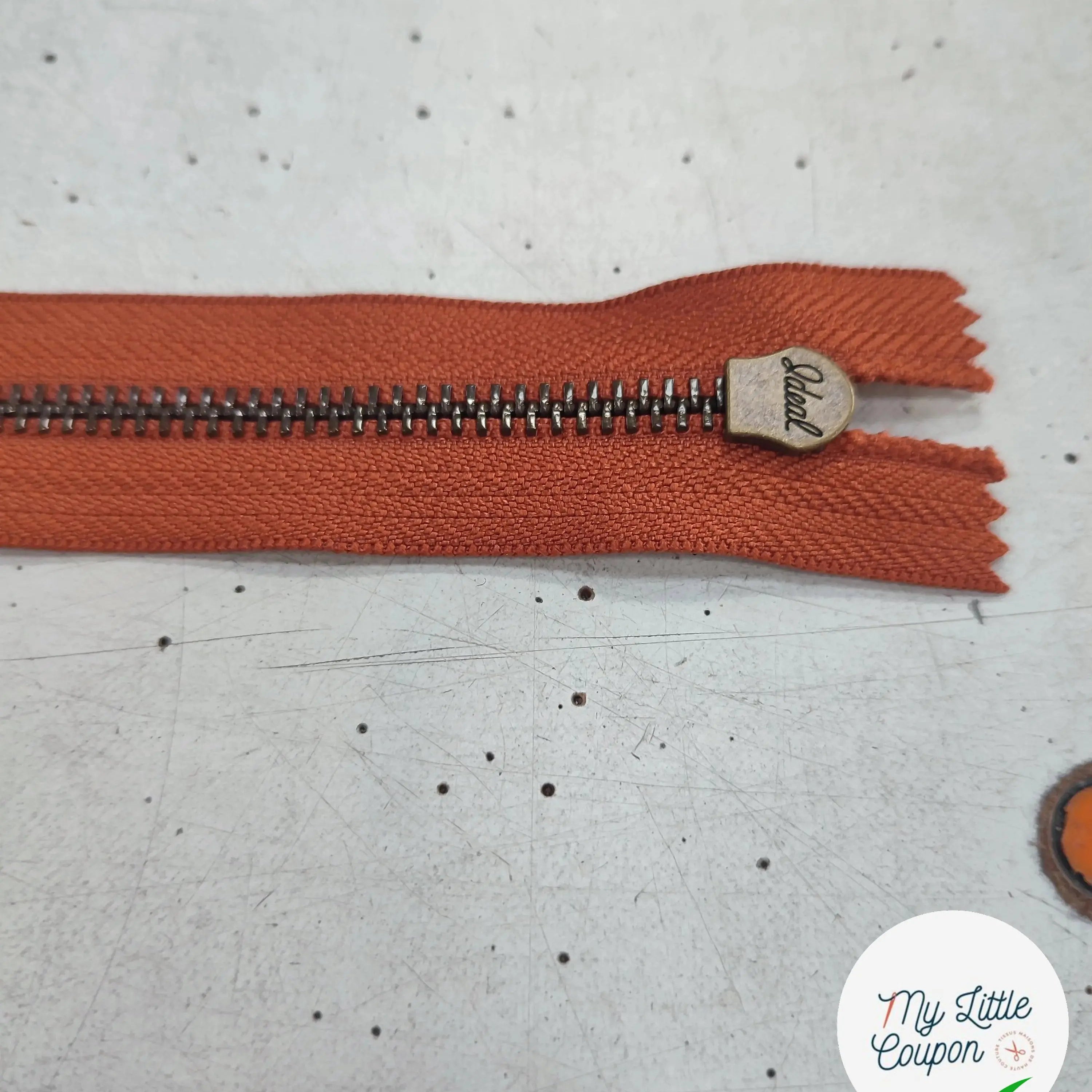 FERMETURE RIRI METAL NON SÉPARABLE 25CM MARRON CITROUILLE - My Little Coupon