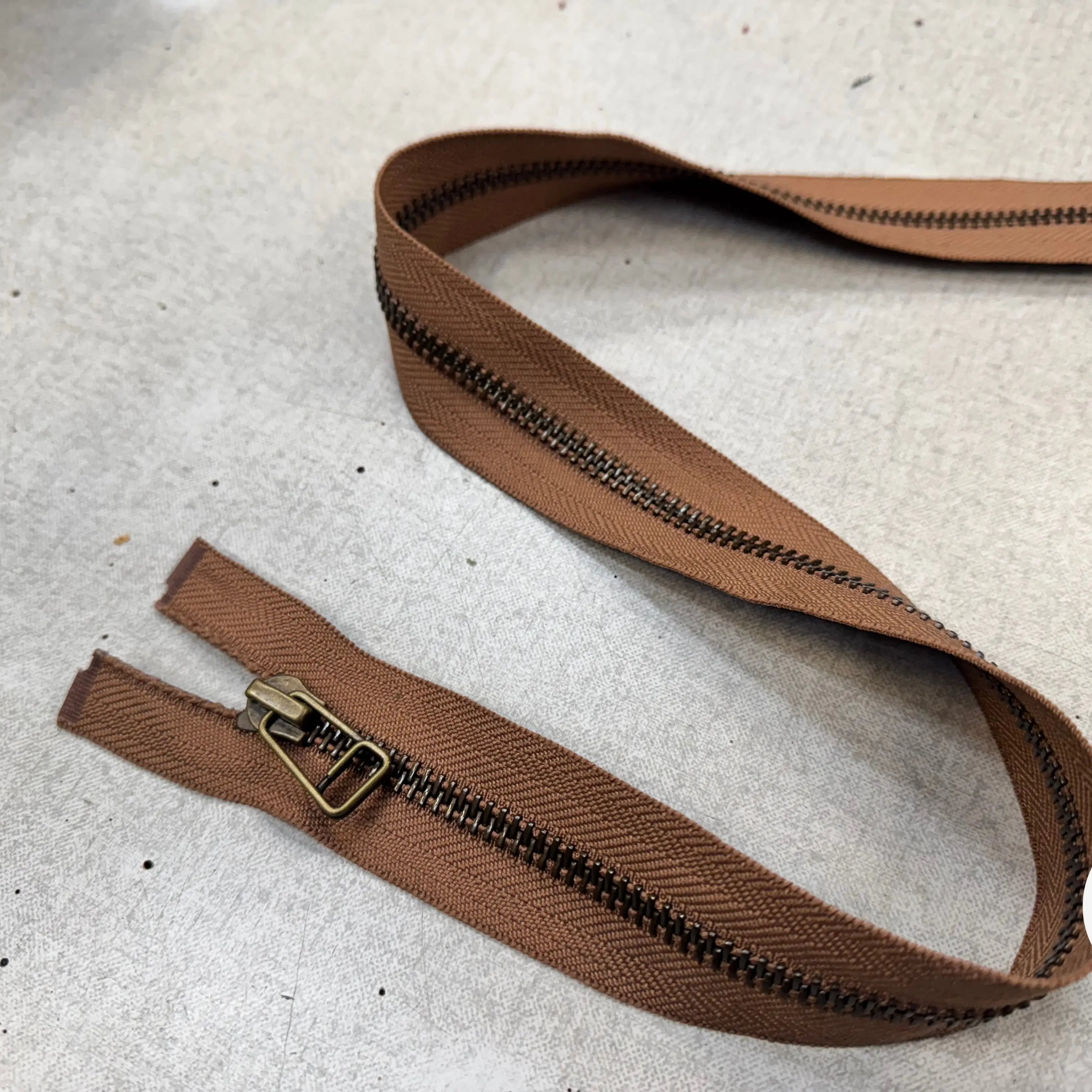 FERMETURE SÉPARABLE CAFÉ AU LAIT 90 CM - My Little Coupon