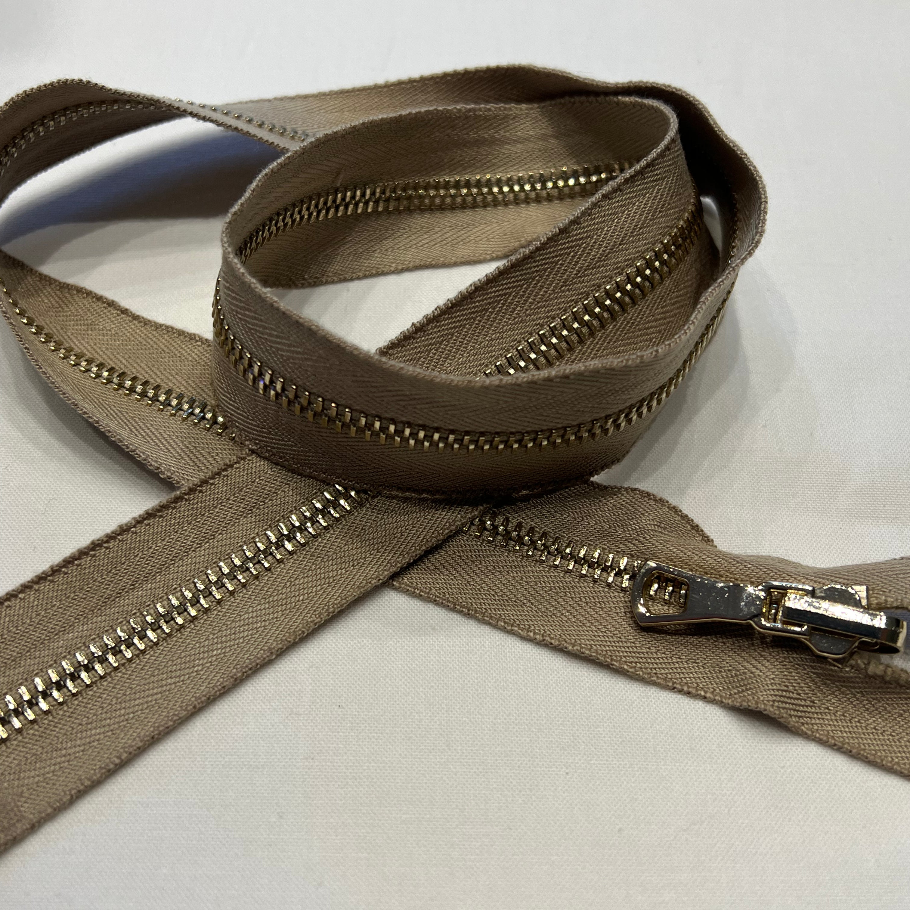 FERMETURE SÉPARABLE CURSEUR RÉVERSIBLE BEIGE 80 CM - My Little Coupon