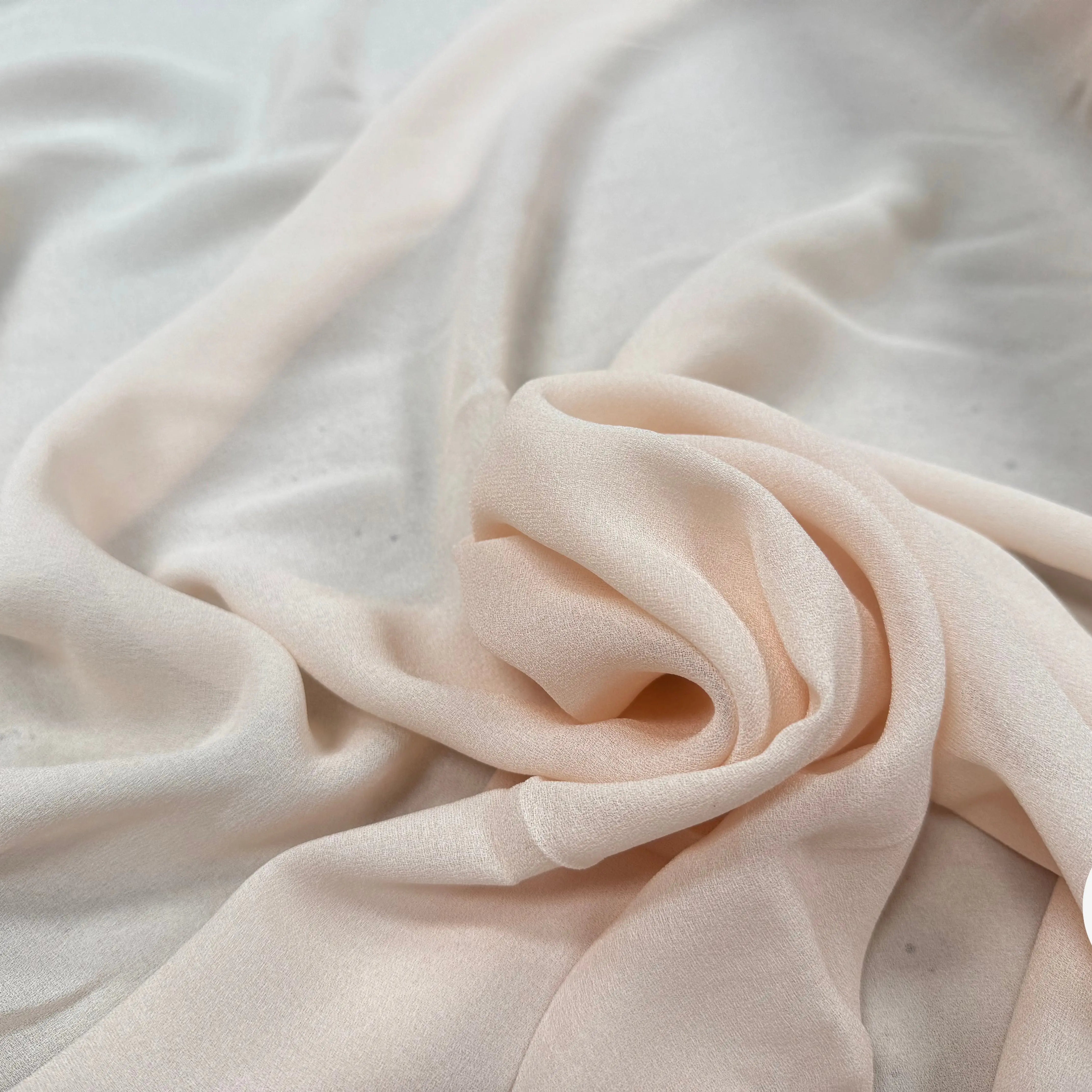 FINE SHEER CRÊPE 100 % VISCOSE , Pansy Pink - My Little Coupon