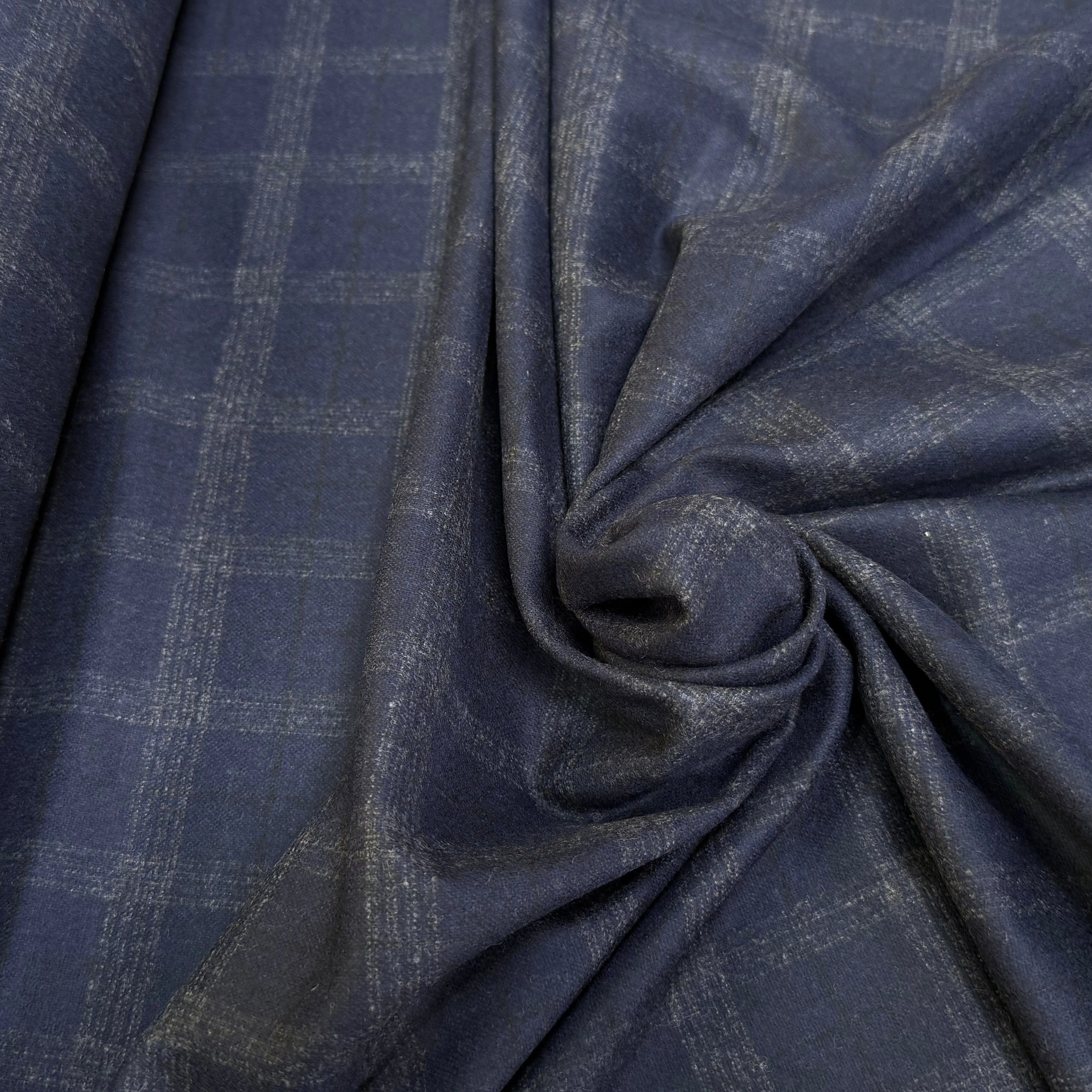FLANELLE DE LAINE À CARREAUX NIGHT BLUE TRÈS ÉLÉGANT 68% LAINE - My Little Coupon