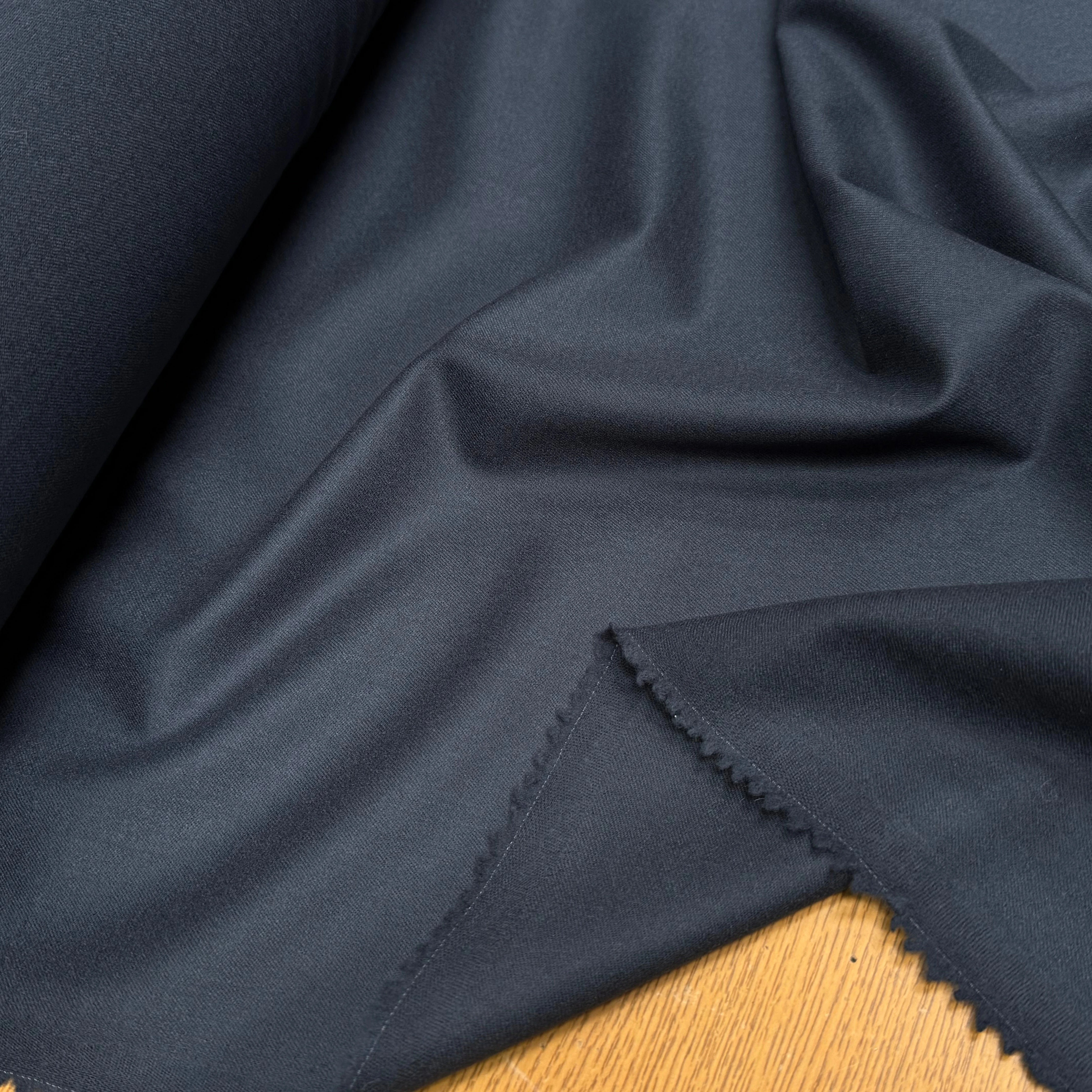 FLANELLE DE LAINE STRETCH BLEU CARBONE ULTRA BELLE - My Little Coupon