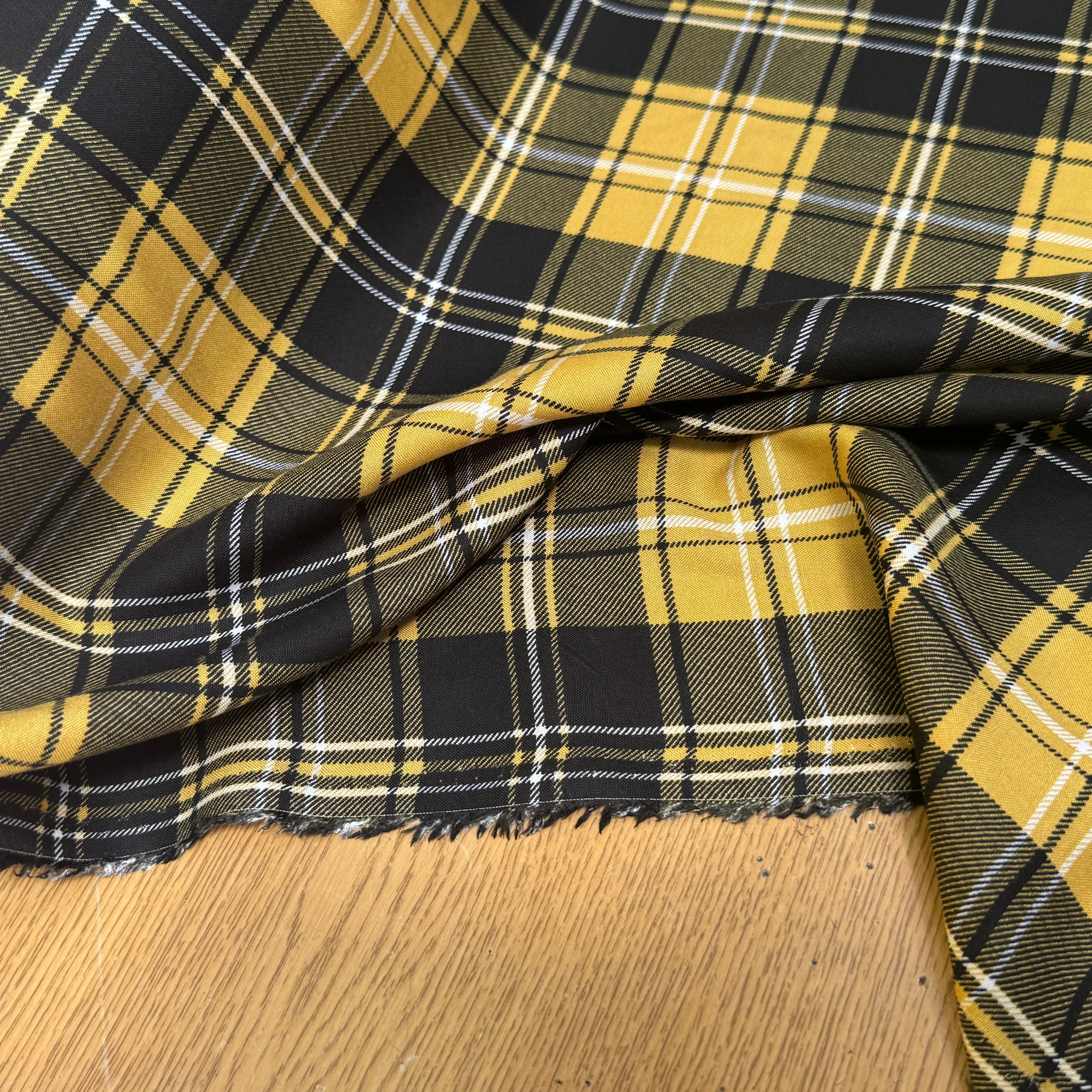 FLANELLE VISCOSE TARTAN JAUNE NOIR - My Little Coupon