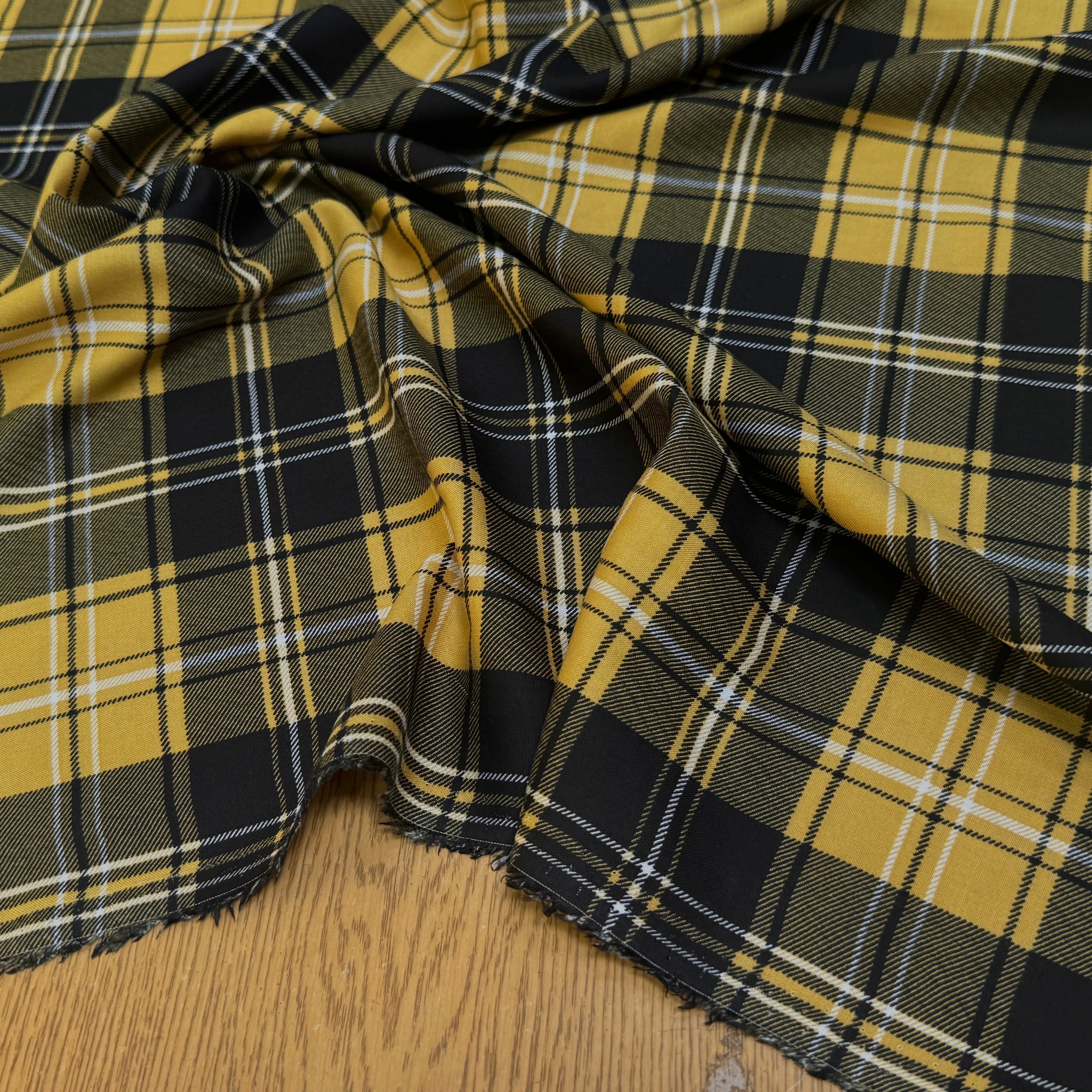 FLANELLE VISCOSE TARTAN JAUNE NOIR - My Little Coupon