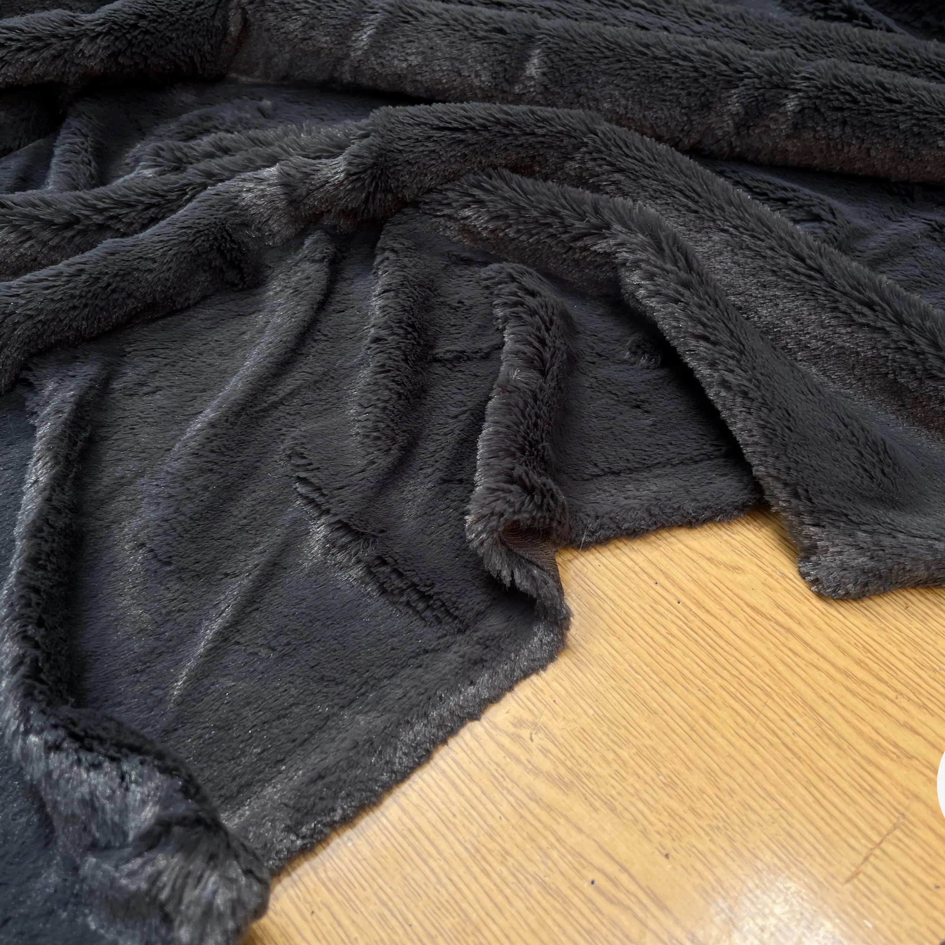 FOURRURE LEGREMENT BRILLANTE CHINCHILLA ANTHRACITE - My Little Coupon